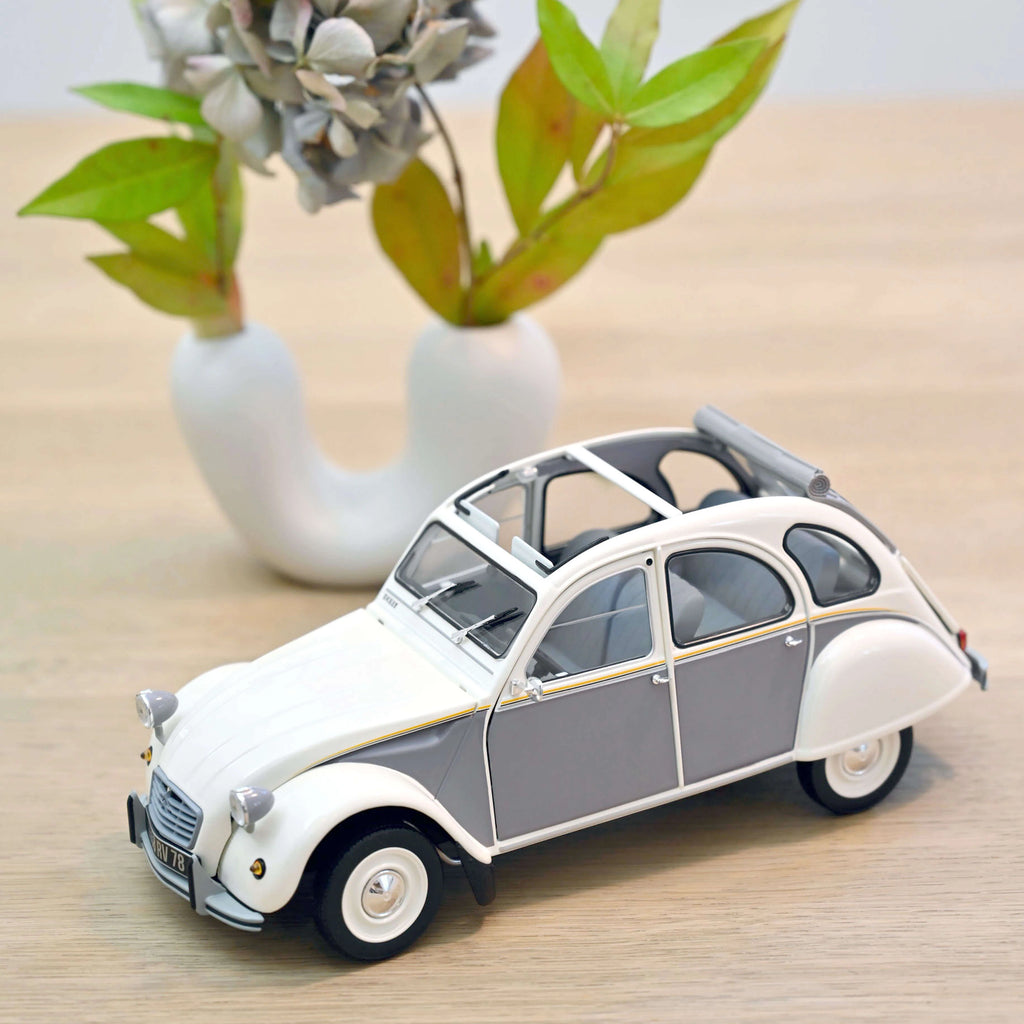 Citroën 2CV Dolly 1985 Meije-Weiß & Cormoran-Grau 1:18