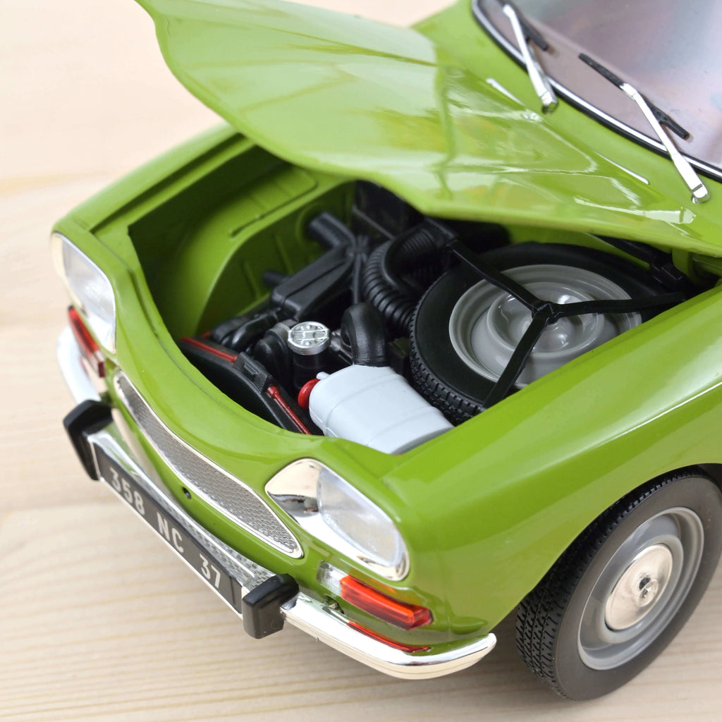 Citroën Ami 8 Club 1969 Vert Iris 1:18