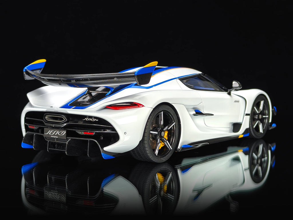 Pre-order FrontiArt Koenigsegg Jesko 7283 Crystal White - Limited 100 pcs