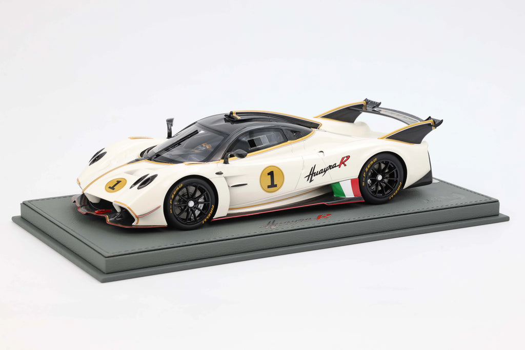 BBR Pagani Huayra R White Benny and Gloss carbon roof - Limited 100 pcs