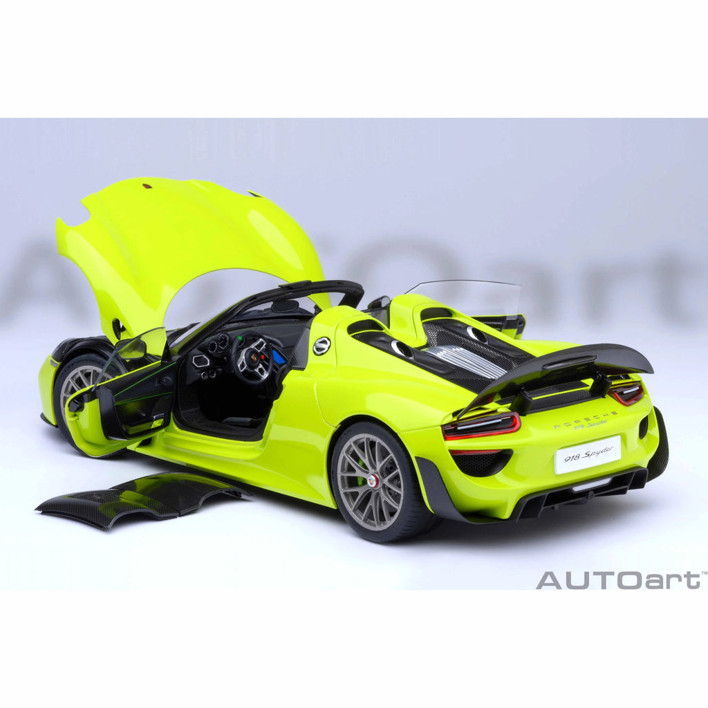Porsche 918 Spyder Weissach Package Acid Green 1:18