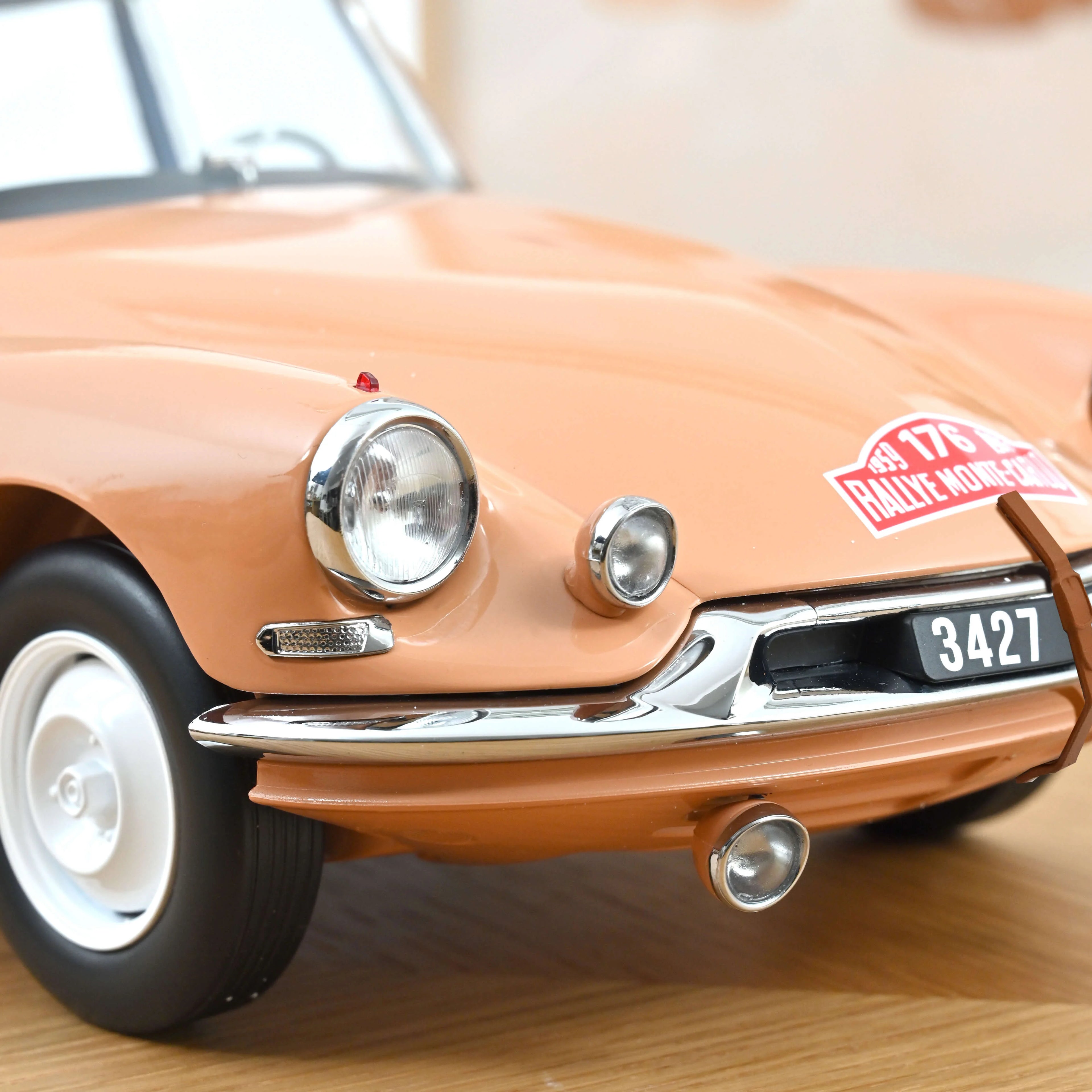 Citroën ID 19 1959 Monte Carlo Rally Winner 1 :12 - 300pcs