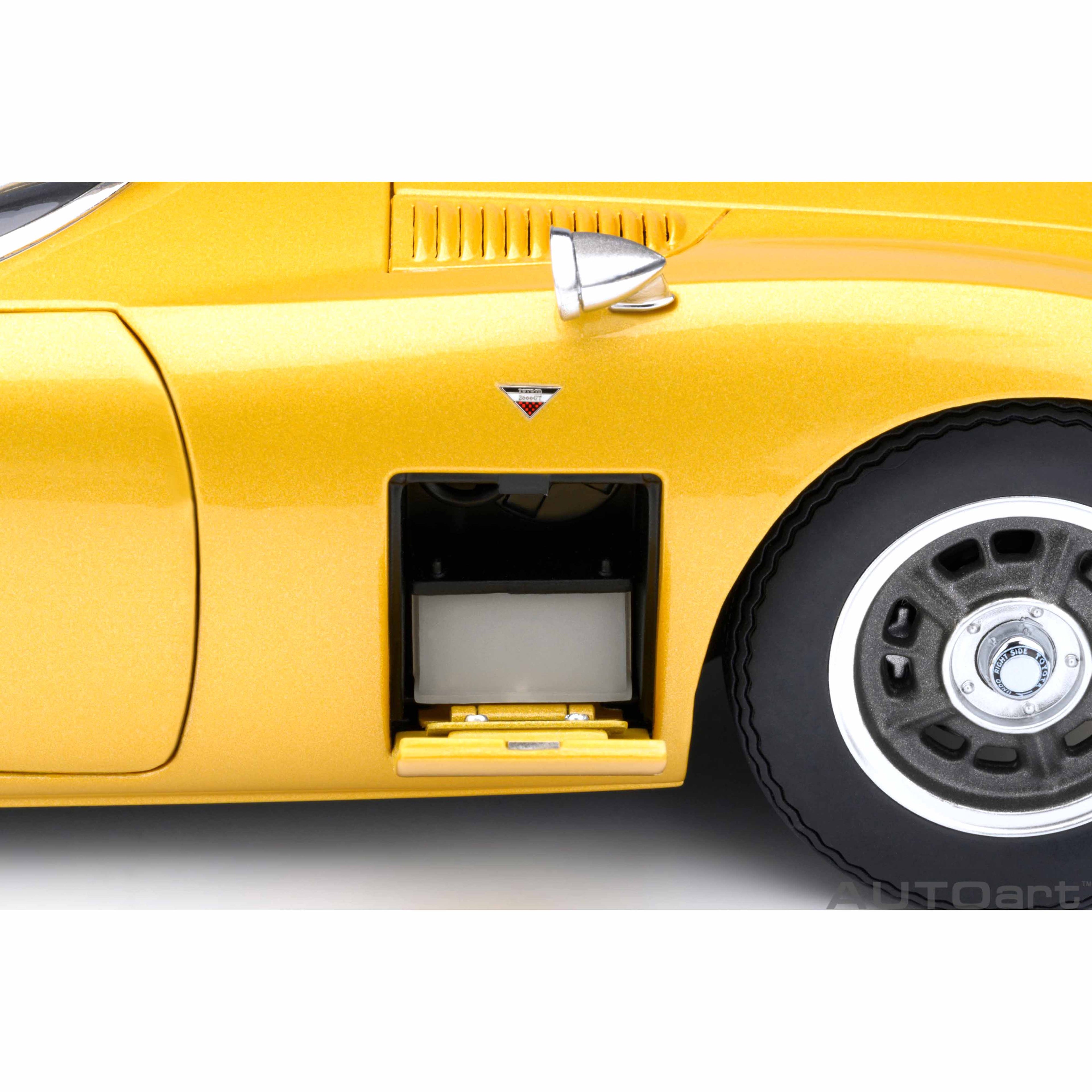 Toyota 2000GT 1967 Gold 1:18