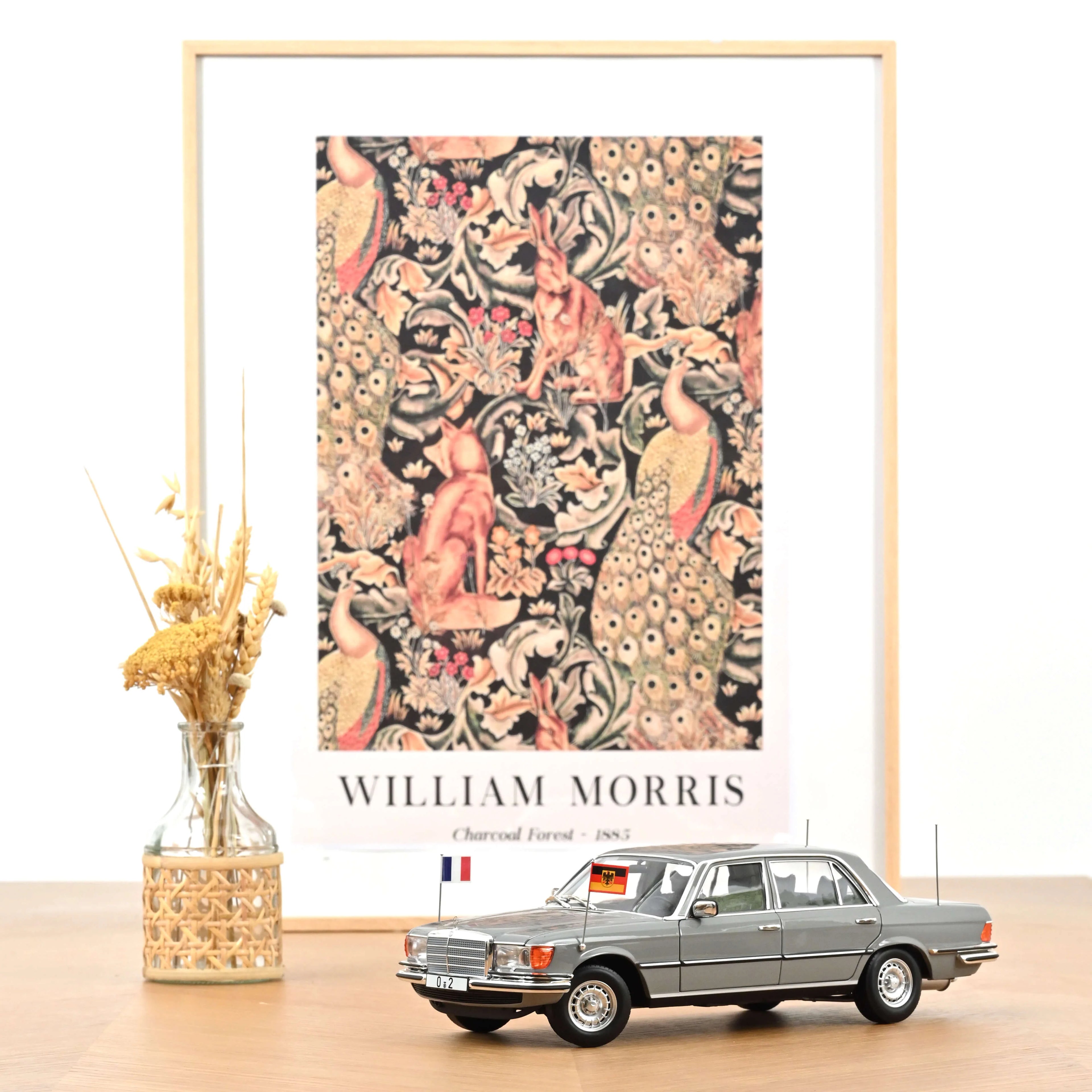 Mercedes-Benz 350 SEL 1976 Helmut Schmidt 1:18 - 300pcs