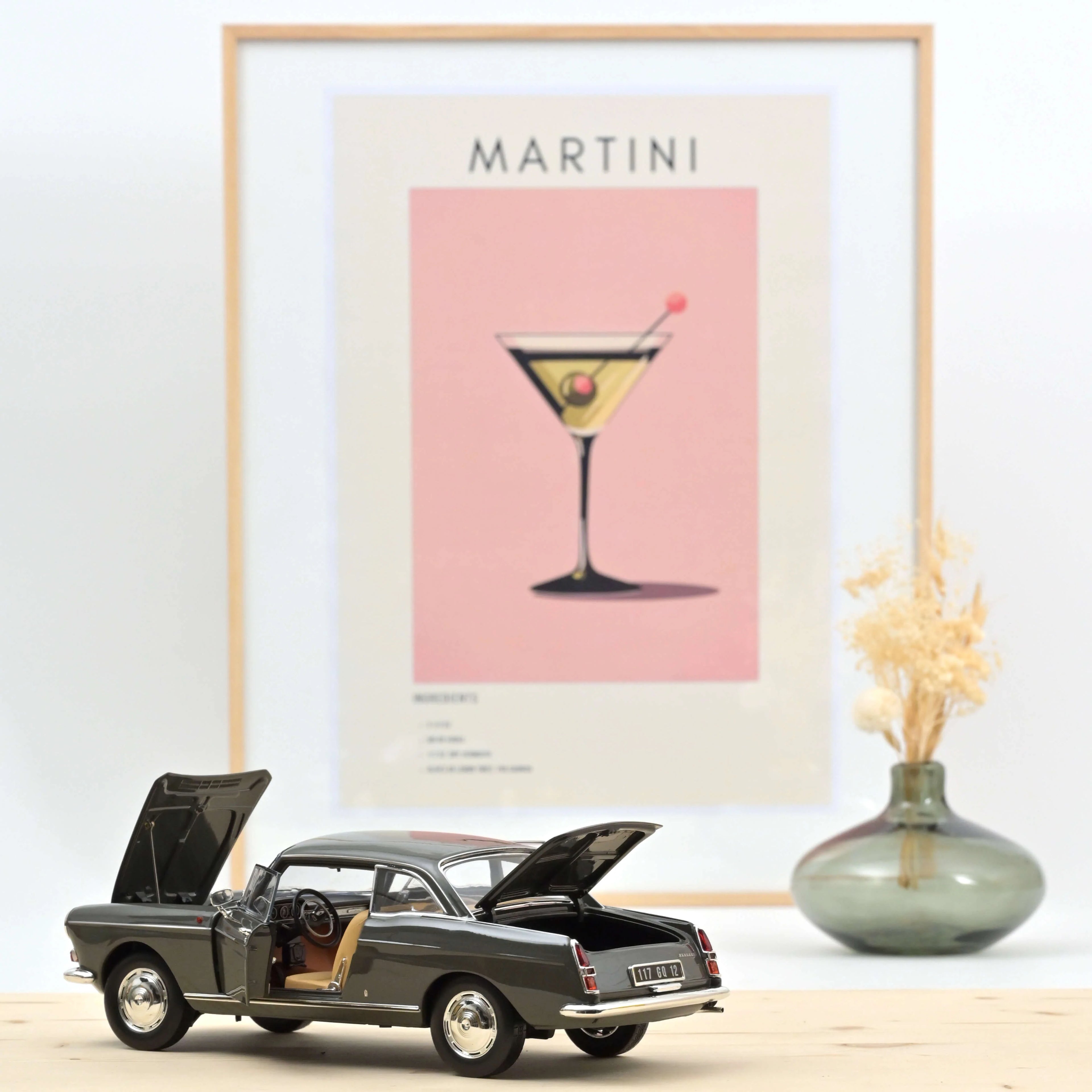 Peugeot 404 Coupé 1967 Gris Graphite 1:18