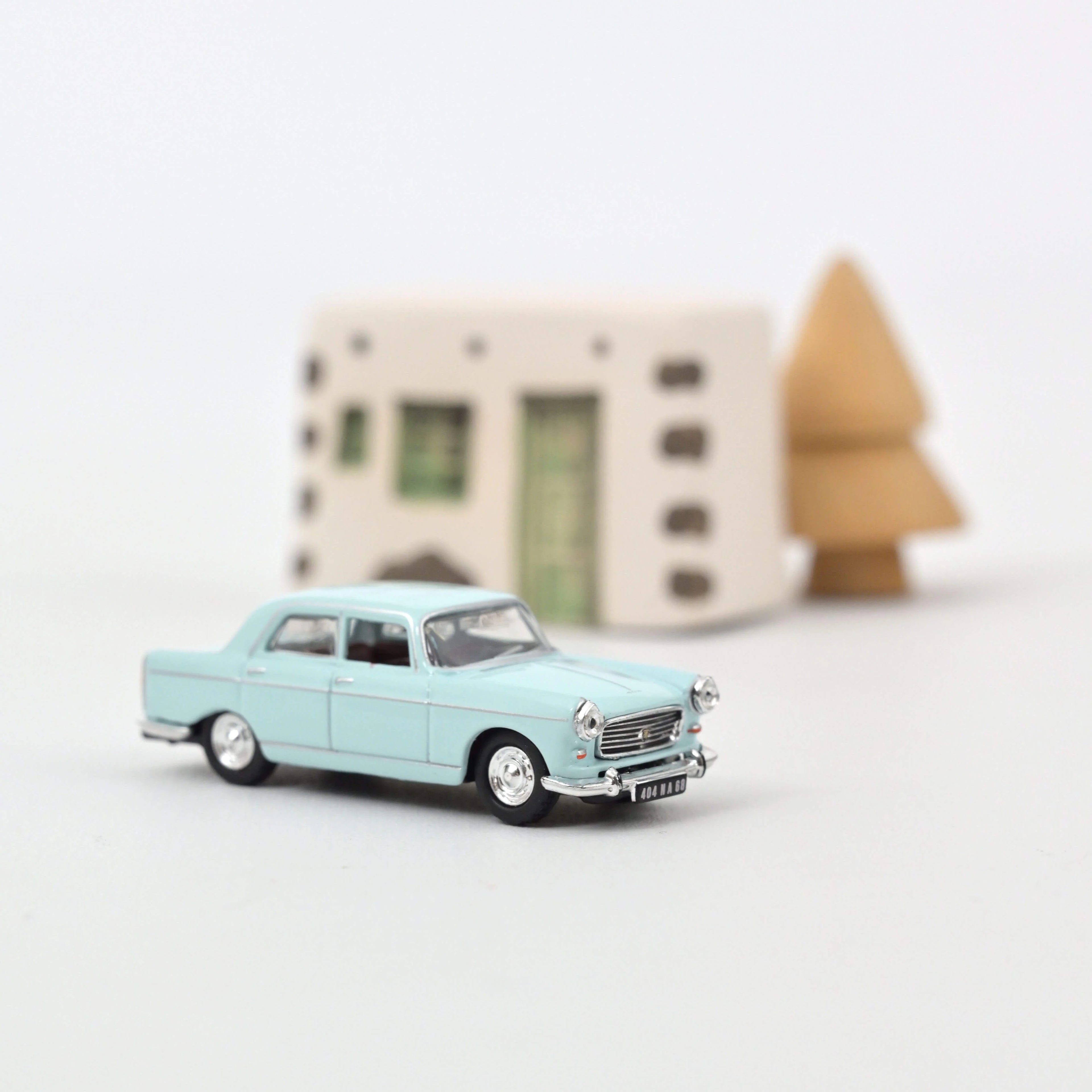 Peugeot 404 1968 Vert Clair 1/87