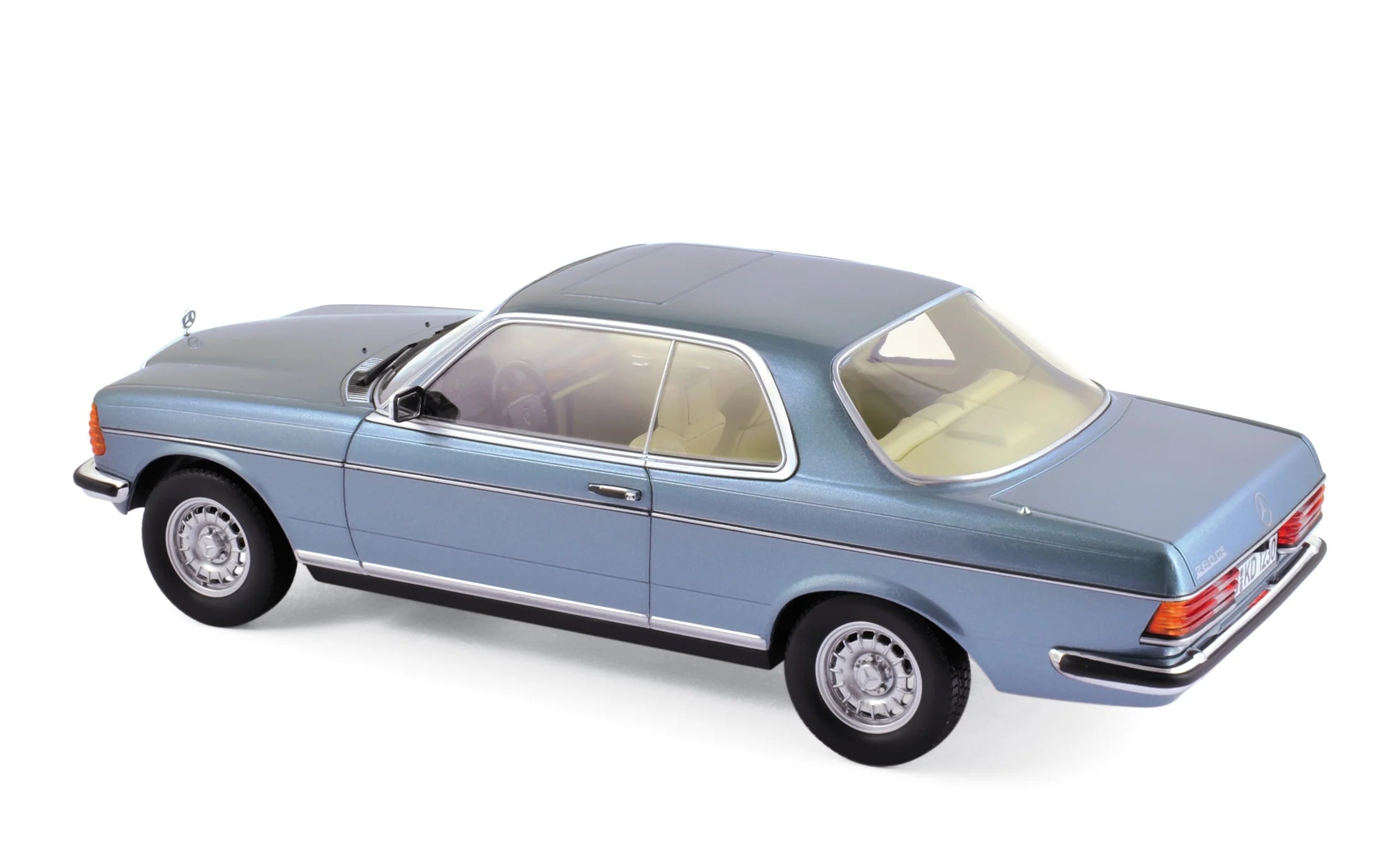 Mercedes-Benz 280 CE 1980 Silverblue metallic 1:18