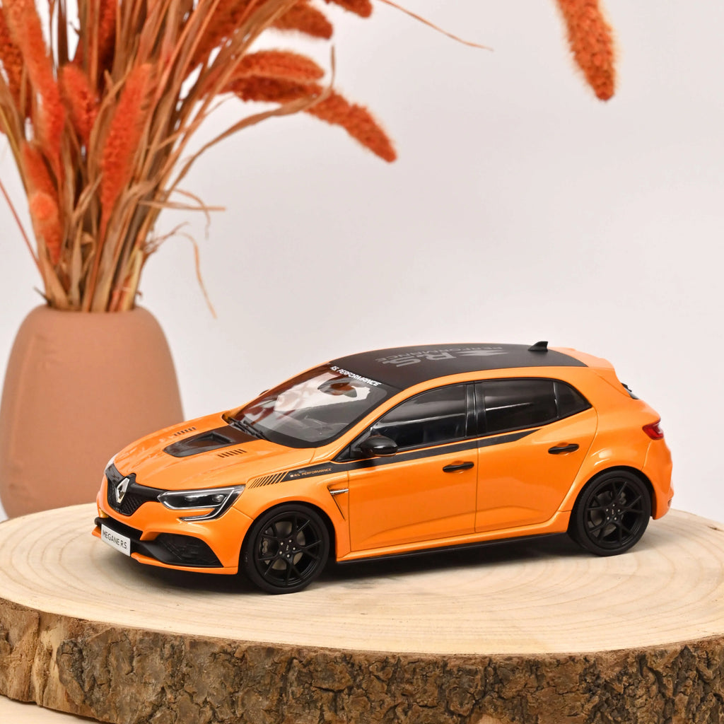 Renault Megane RSTrophy RSPERF.2019 Orange 1:18 - 300 Stk.