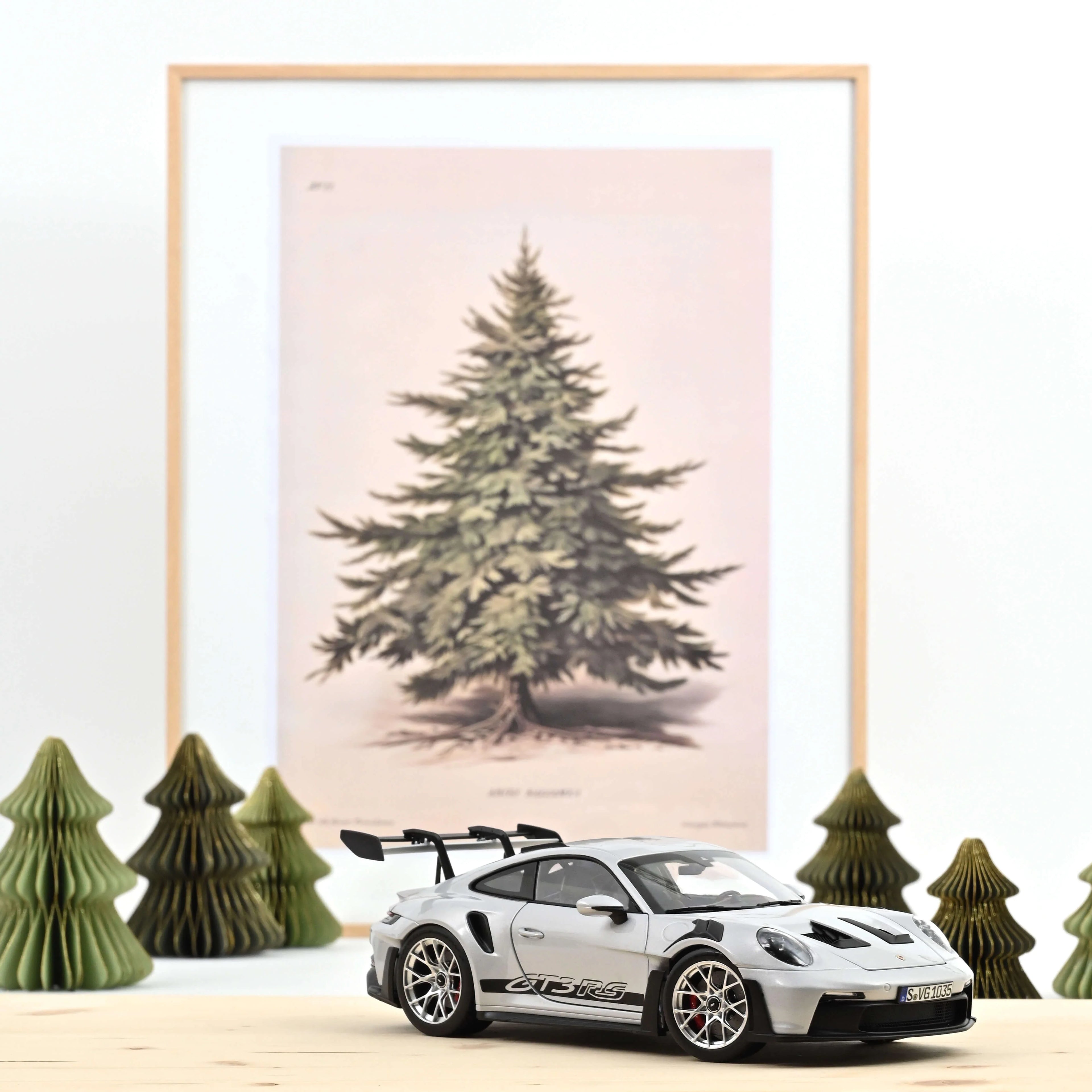 Porsche 911 GT3 RS 2022 Ice Grey 1:18