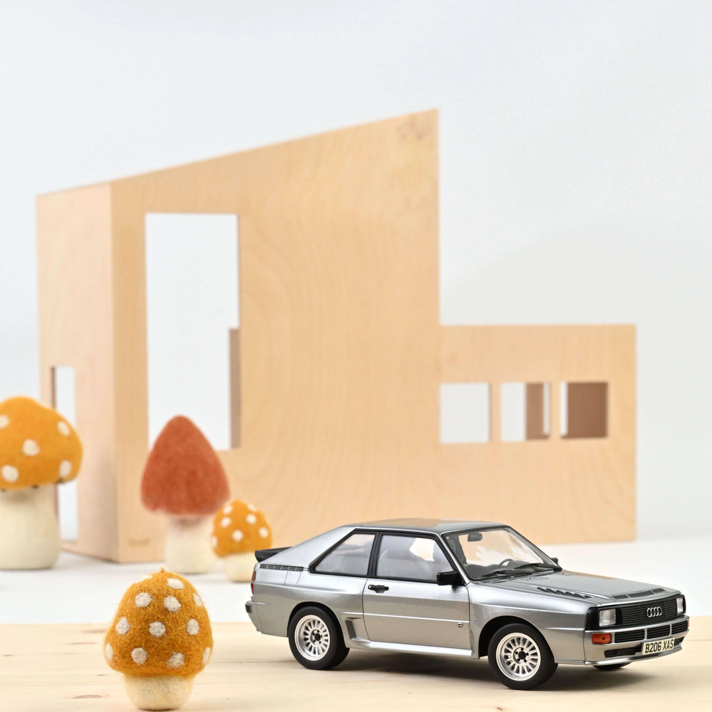 Audi Sport Quattro 1985 Gris métallisé 1:18 - 300 ex.