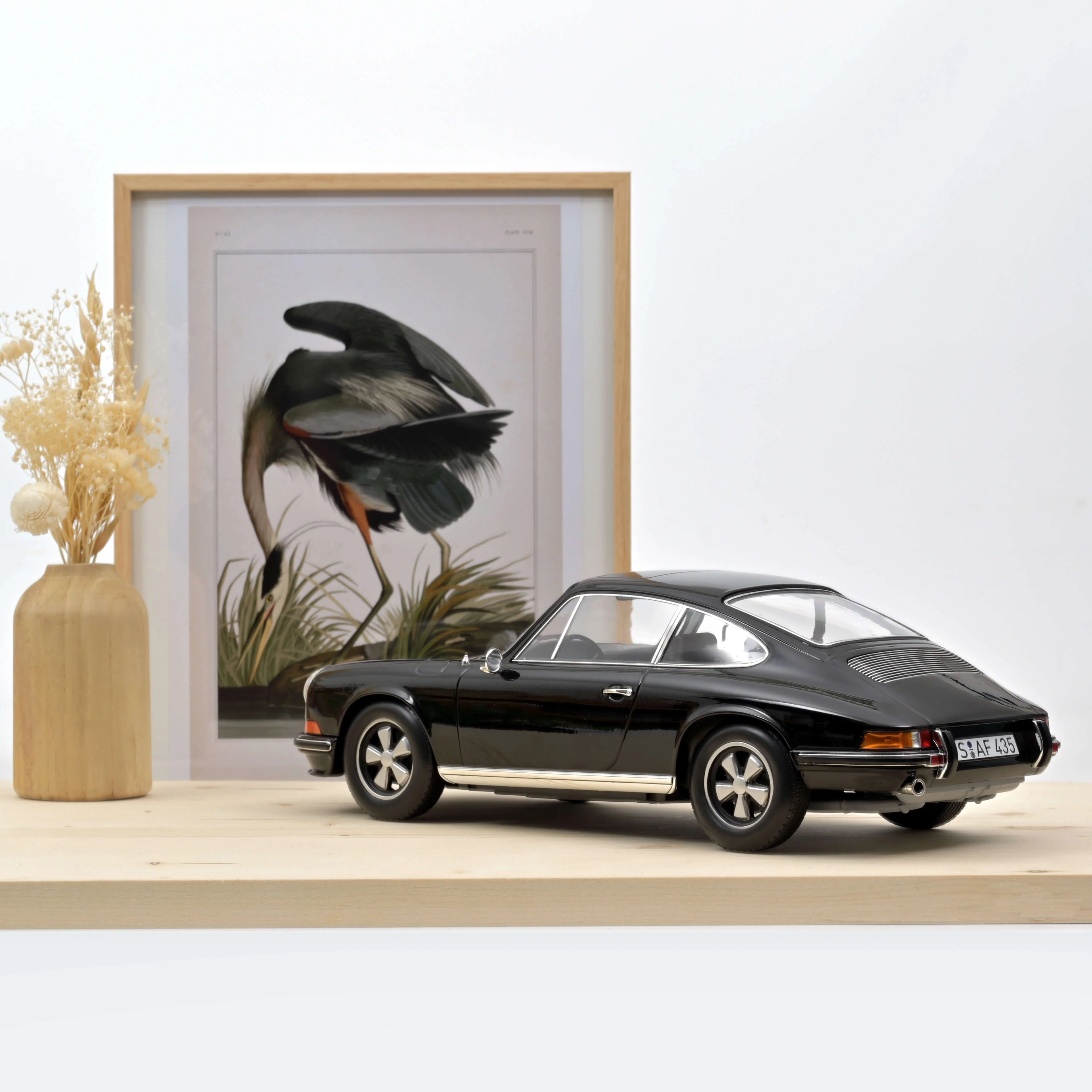 Porsche 911 S 1972 Black 1:12