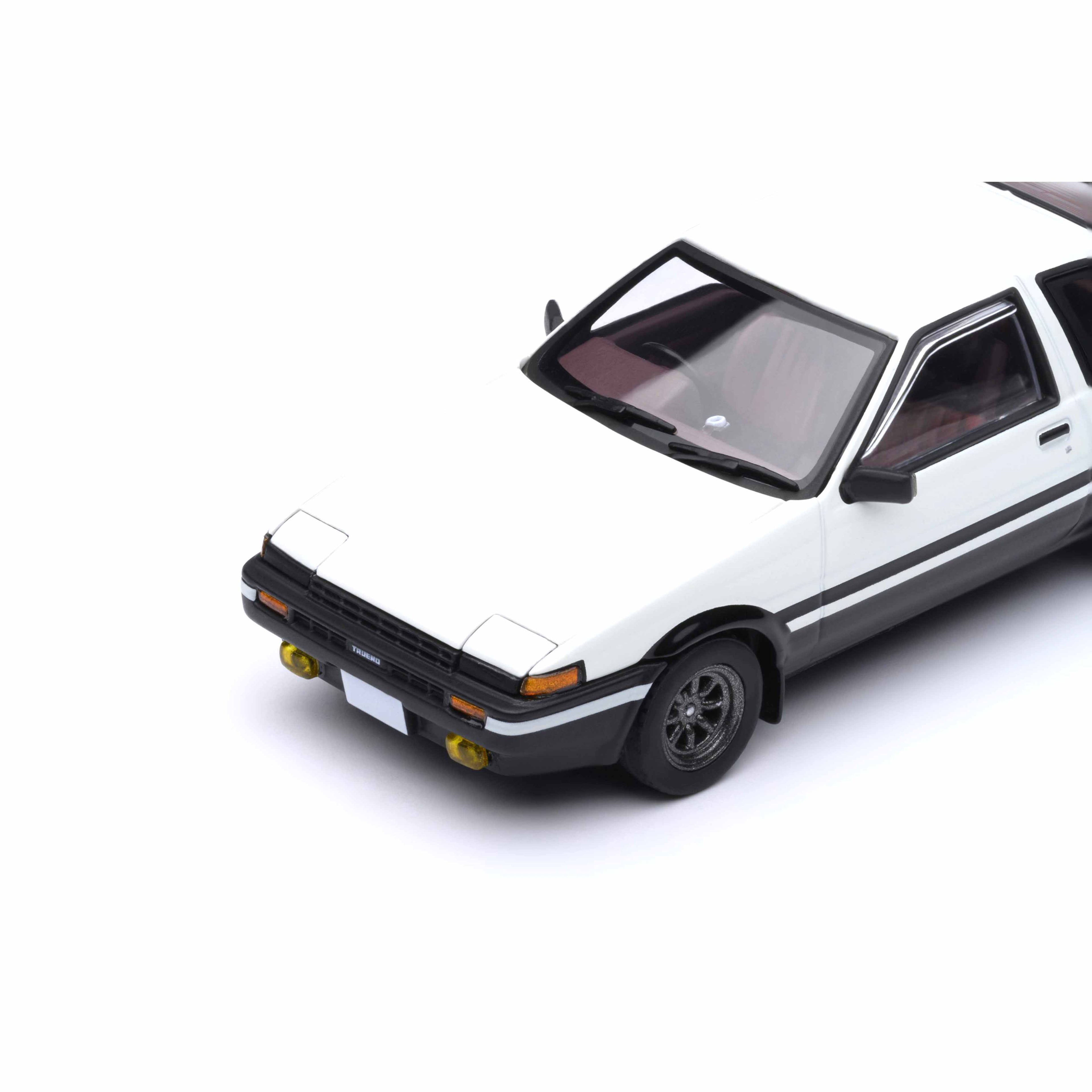 Toyota Sprinter Trueno (AE86) “Initial D” 1/64