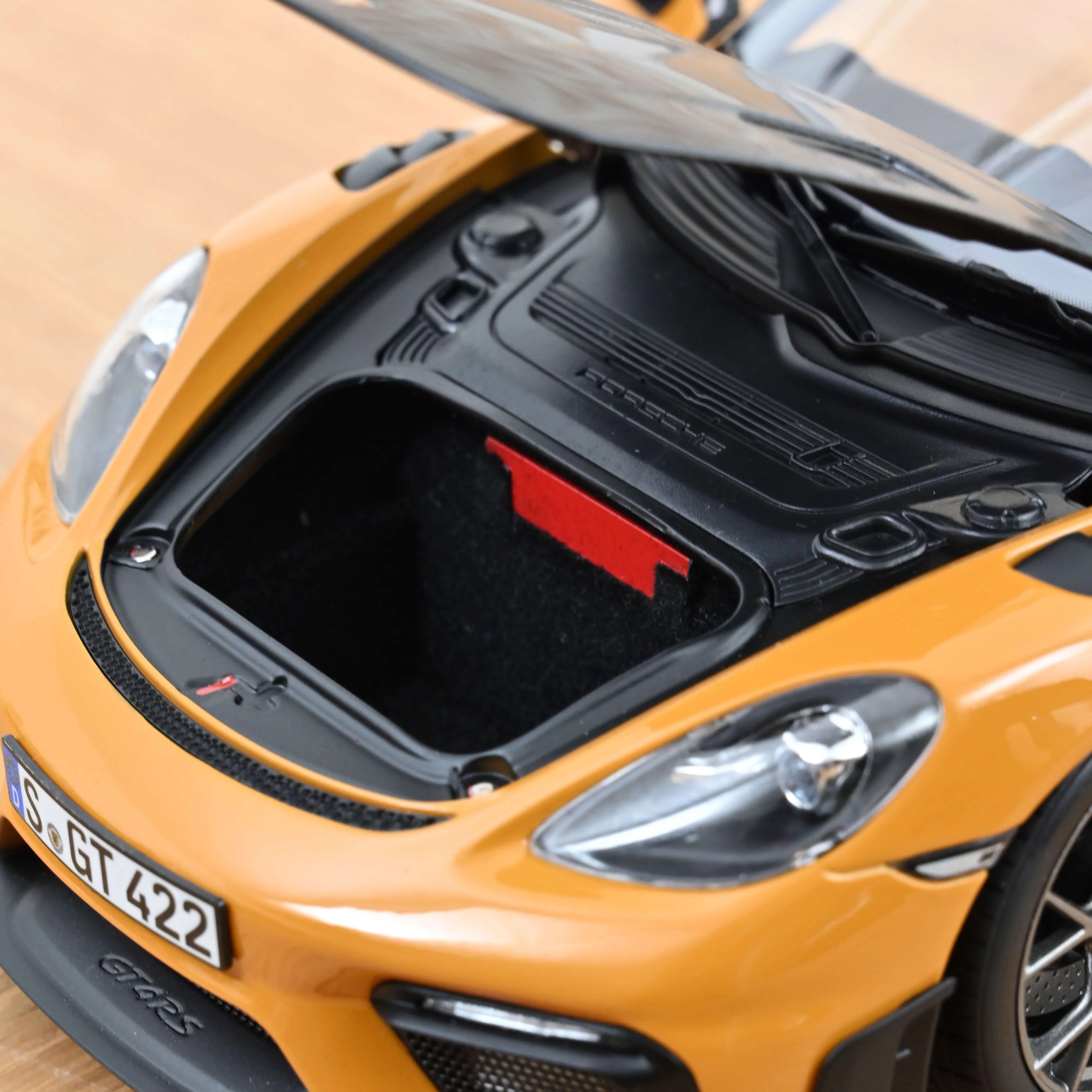 Porsche Cayman GT4 RS w/Weissach Pack 2023 Bahama Yellow 1:18