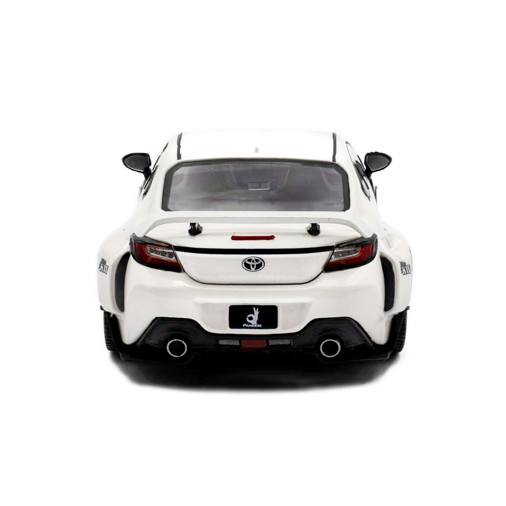 Pandem Toyota GR86 white 2022 1/43