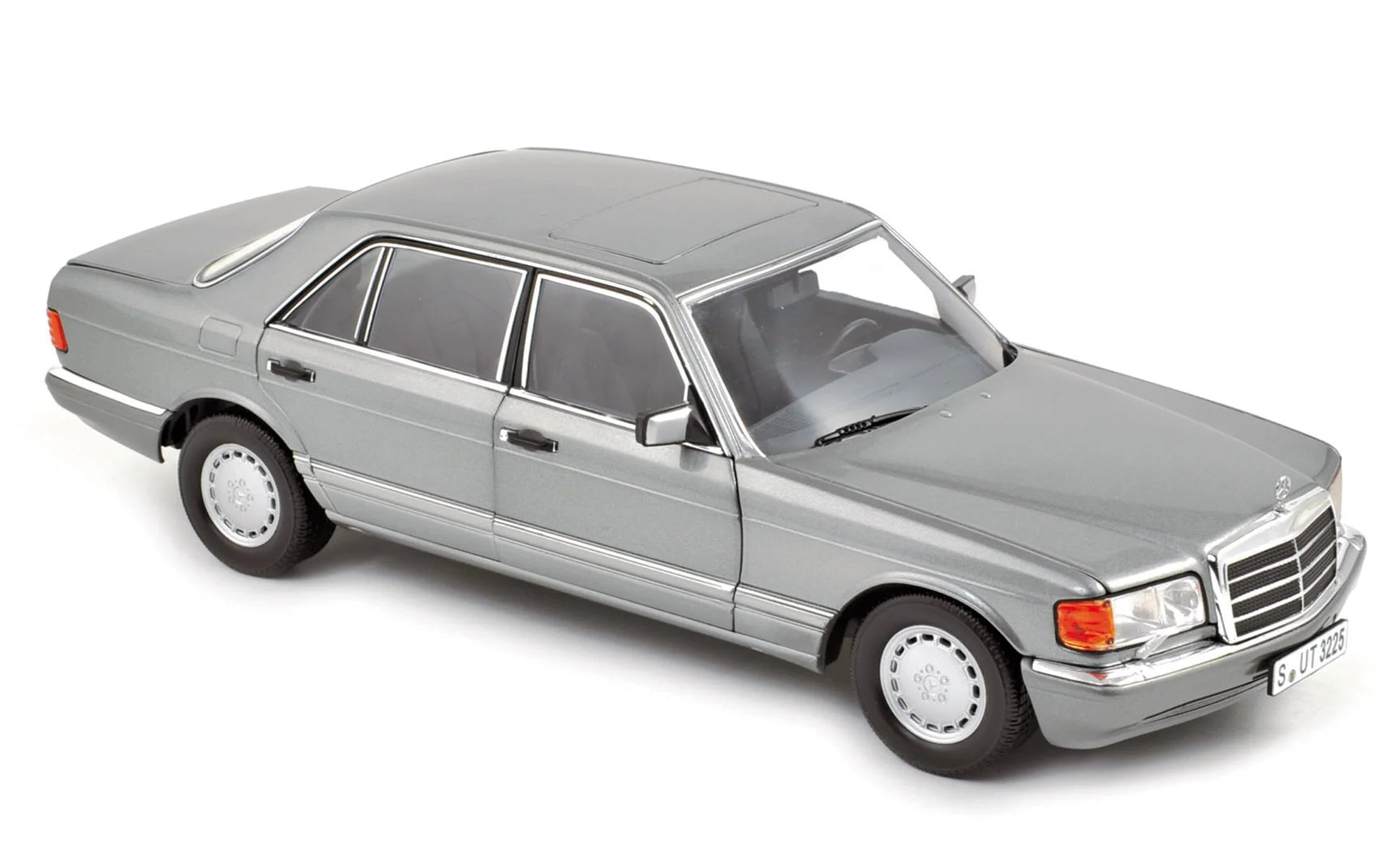 Mercedes-Benz 560 SEL 1985 Dark Grey metallic 1:18