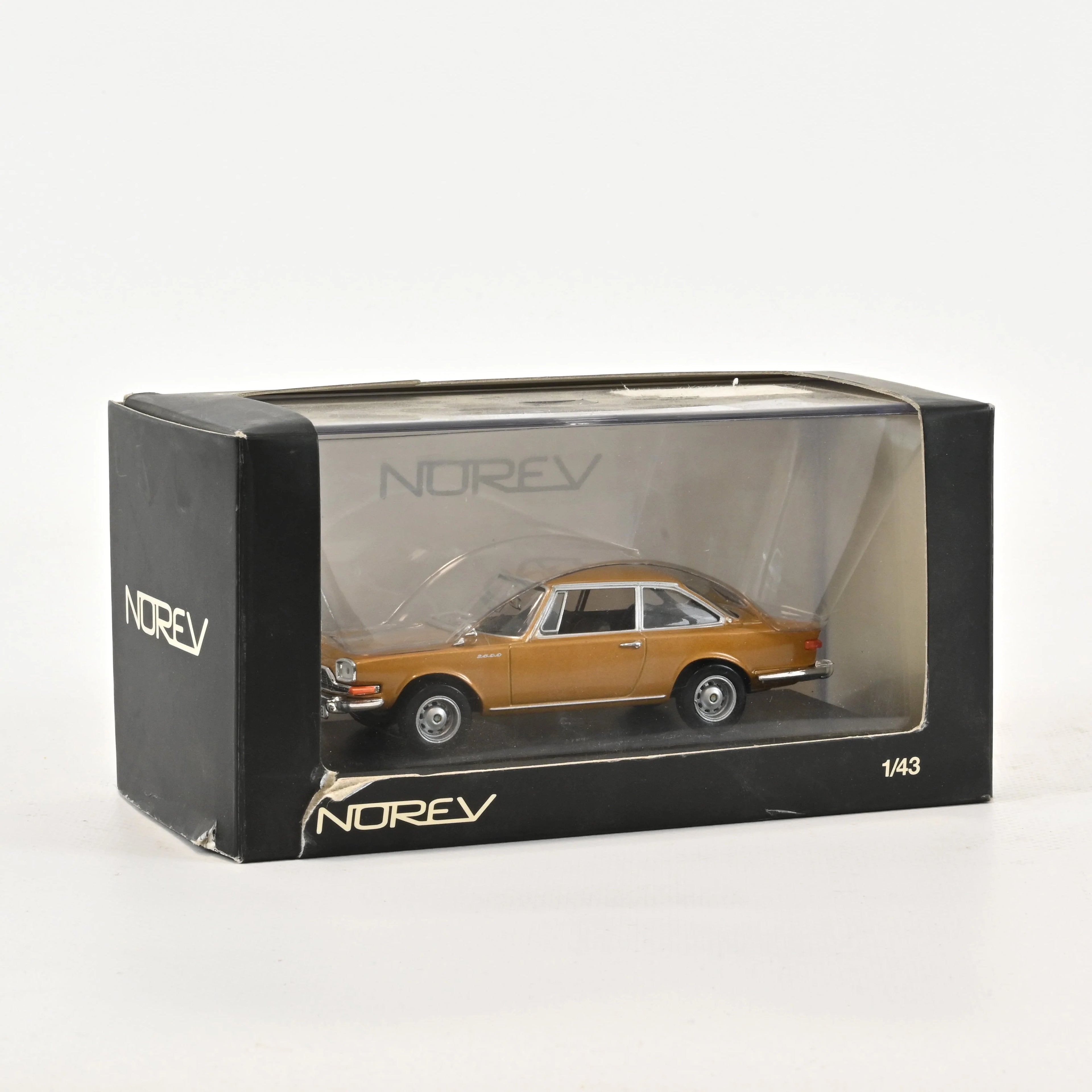 Glas V8 2600 1967 Brown 1:43