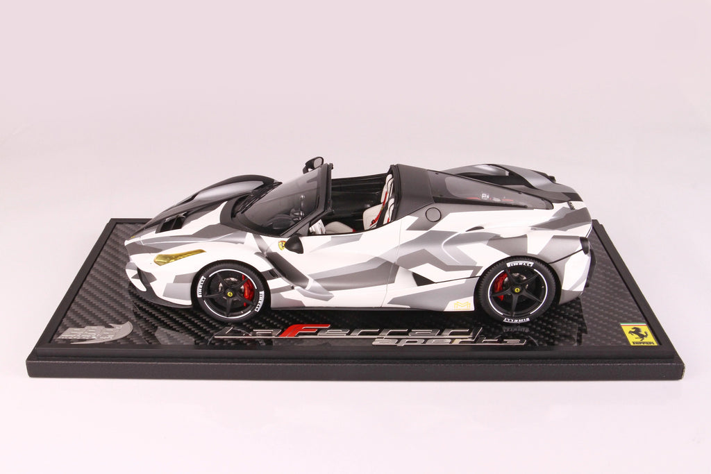 BBR Ferrari Laferrari Aperta Camouflage - Limited 40 pcs with Display Case