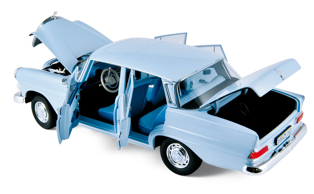 Mercedes-Benz 200 Sedan 1966 Light Blue 1:18