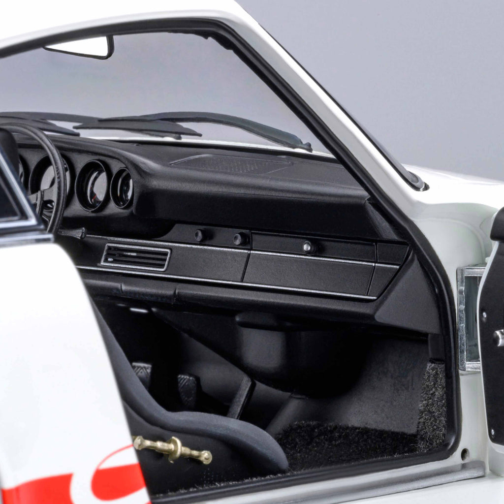 Porsche 911 Carrera 2.7 RS DER KREISLAUF WOLF 1:18