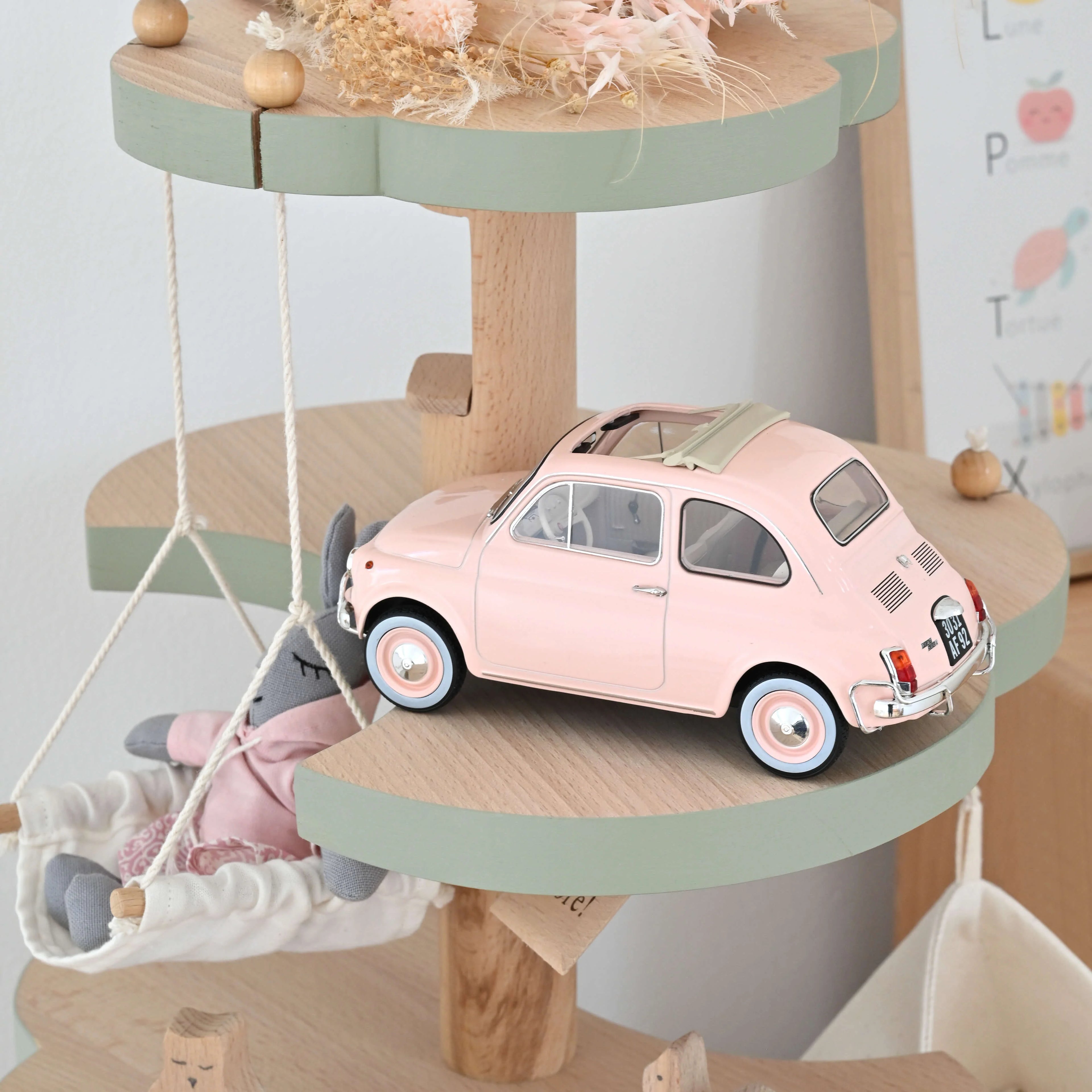 Fiat 500 L 1968 Pink Special birth pack 1:18