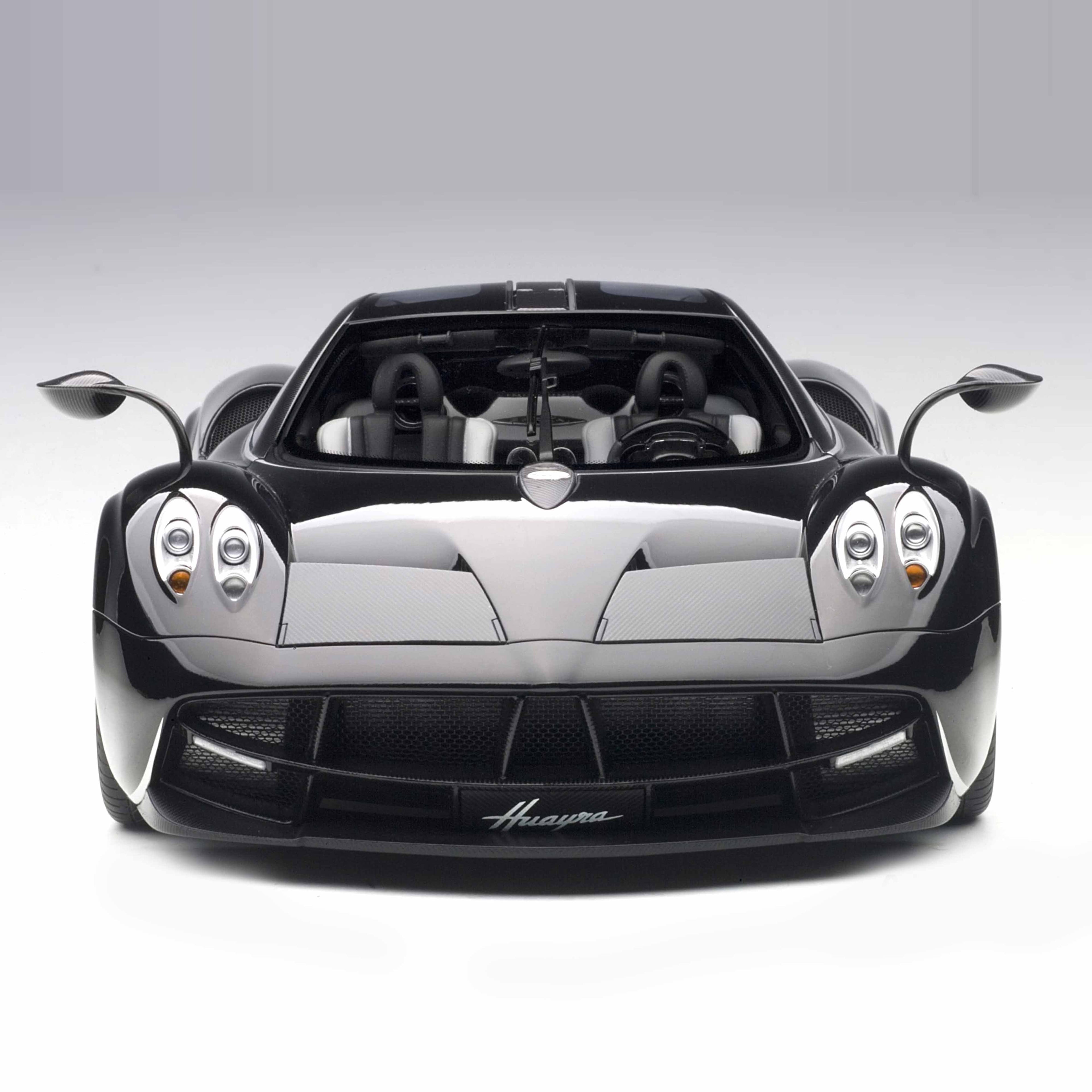 Pagani Huayra Black 1:12