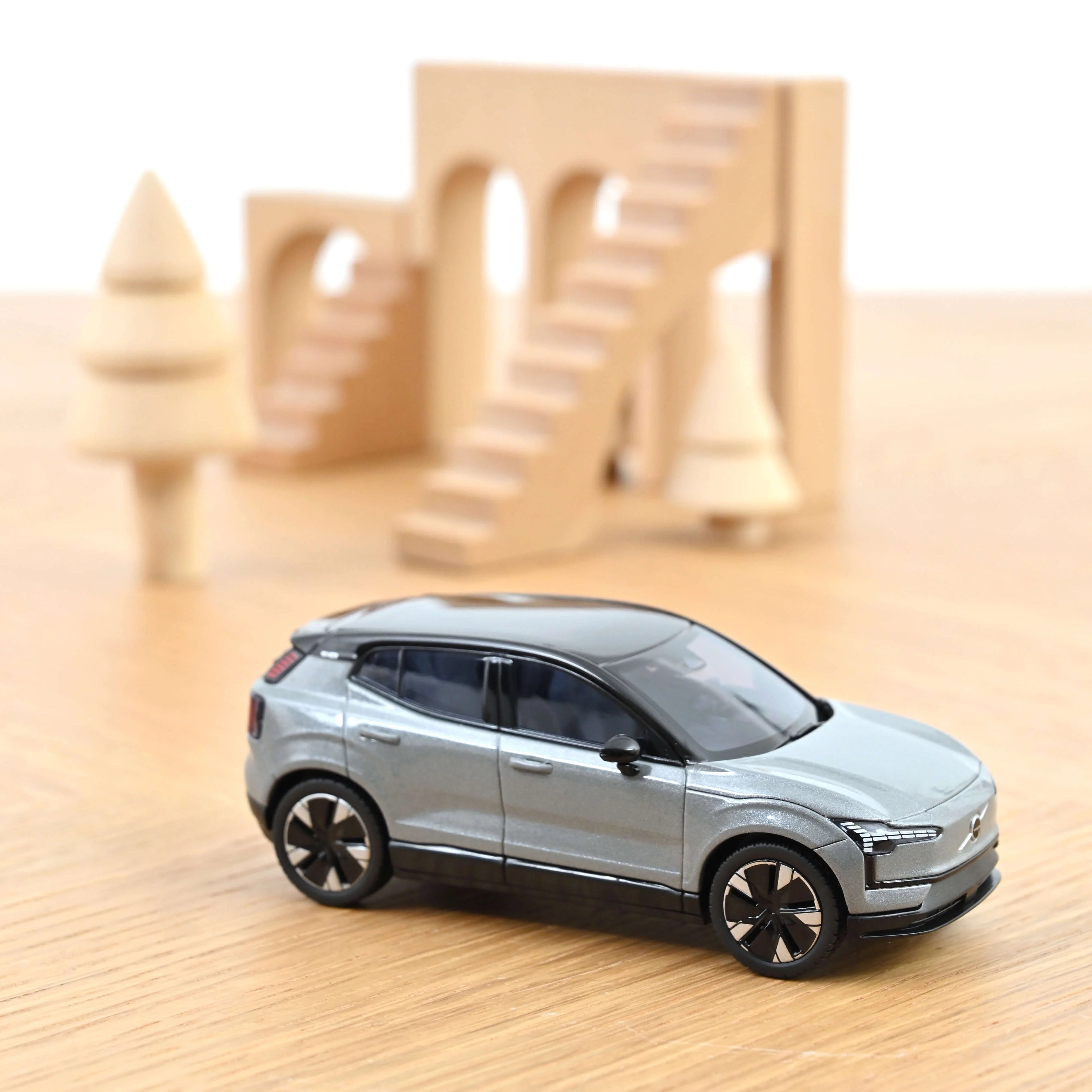 Volvo EX30 2024 Gris Brume 1/43
