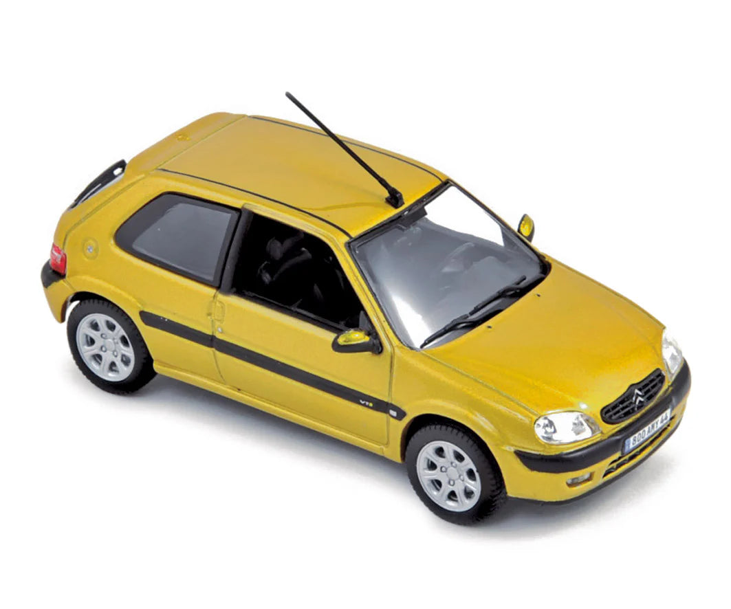Citroën Saxo VTS 2000 Heliodor Yellow 1:43