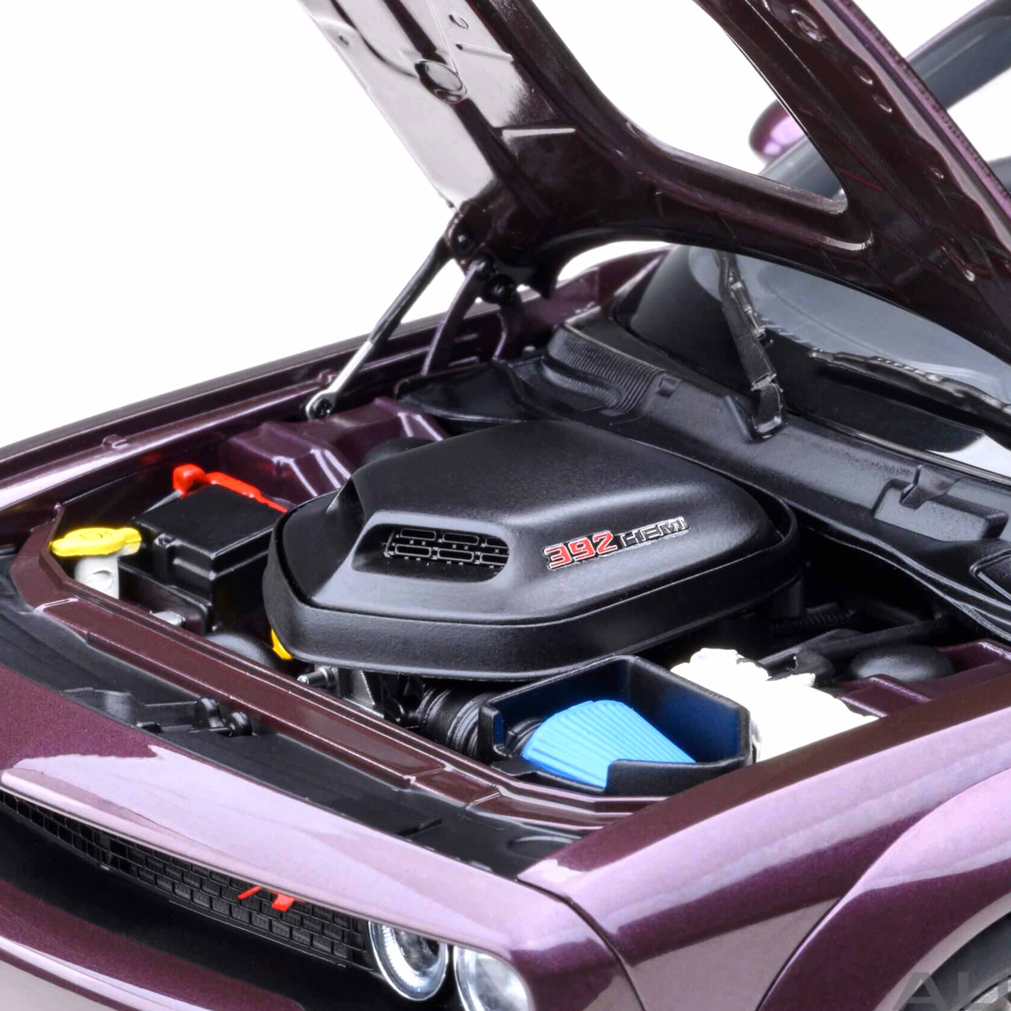 Dodge Challenger R/T Scat Pack Shaker Hellraisin 1:18