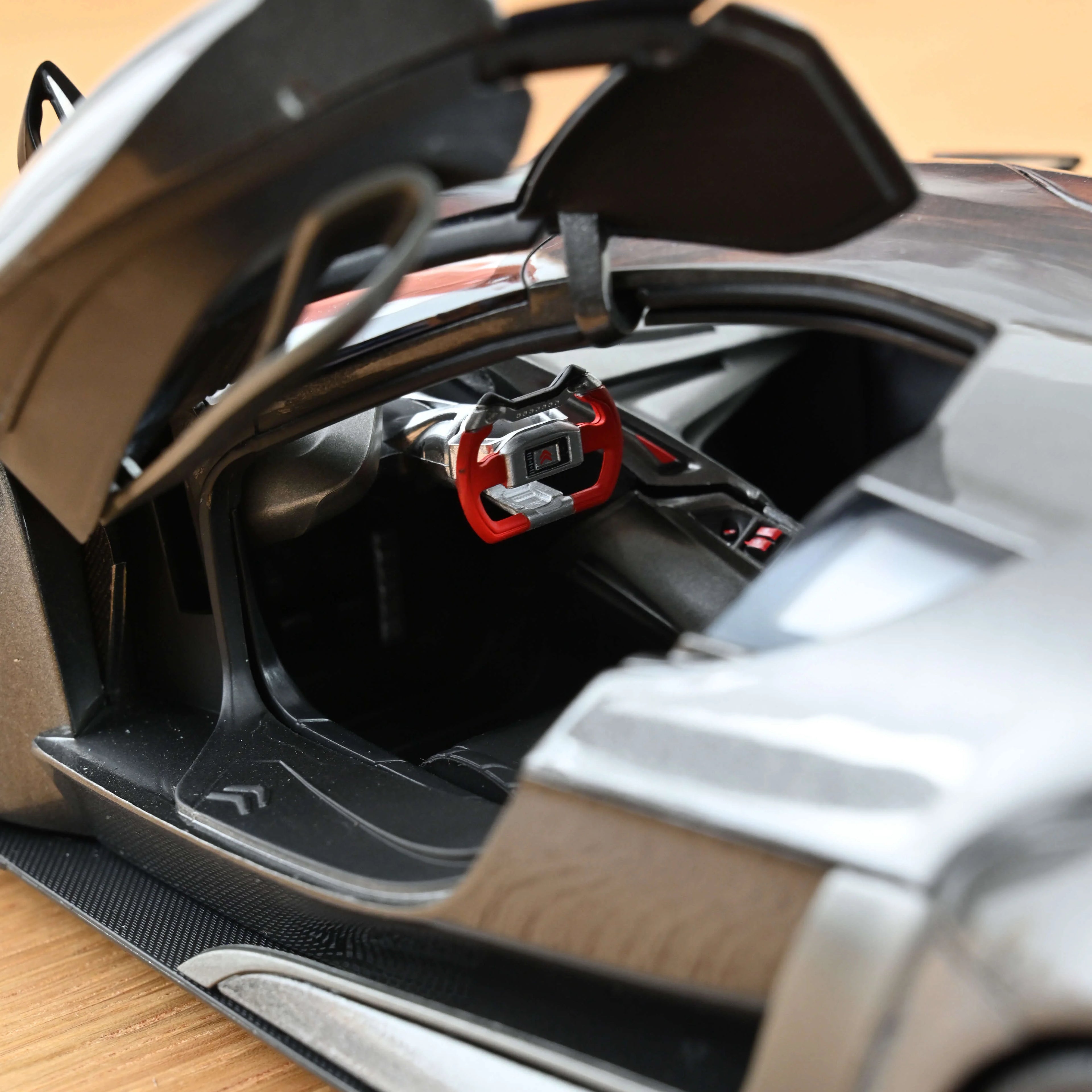 GT by Citroën 2008 Grey Concept Car 1:18 - 200pcs