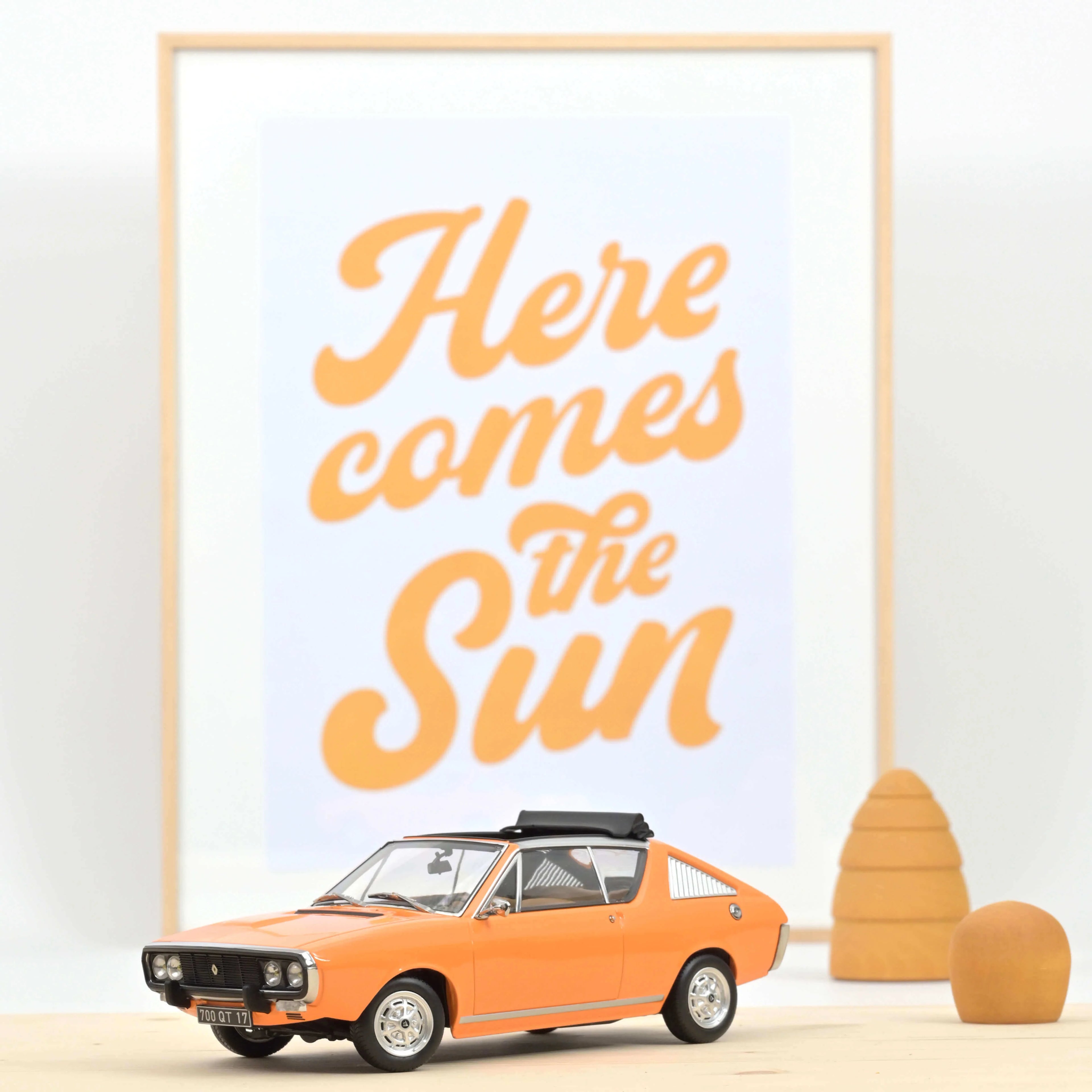 Renault 17 TS Découvrable 1974 Orange 1:18 - 300pcs