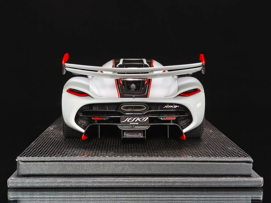 FrontiArt Koenigsegg Jesko 7391 Blanc Cristal - Édition Limitée 199 pcs