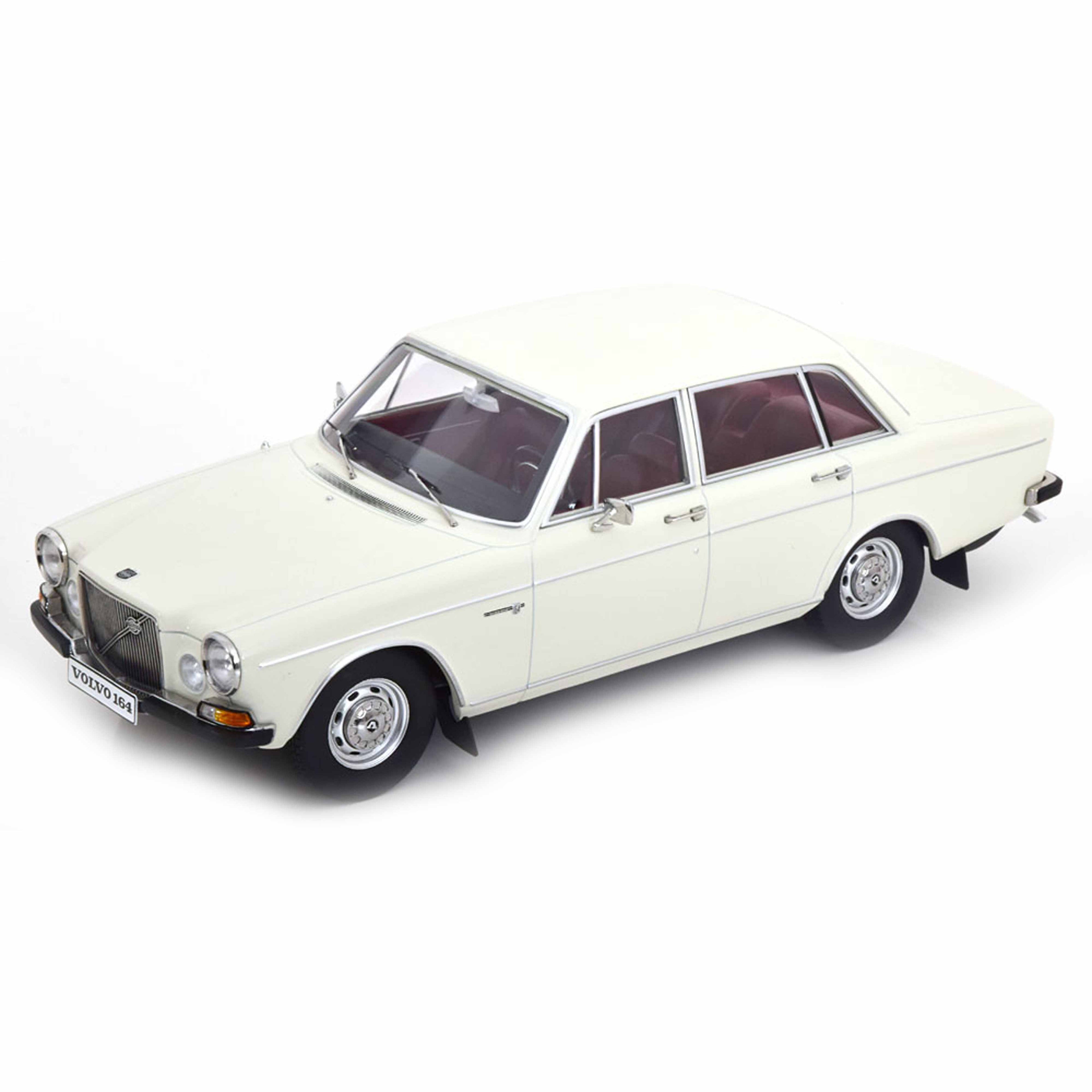 Volvo 164 1970 White 1:18