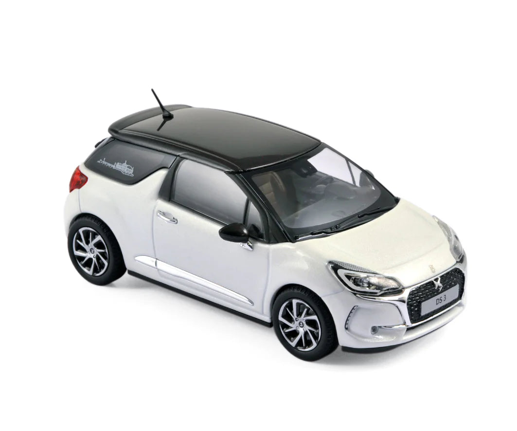 DS 3 2016 Blanc Nacré&Noir 1:43