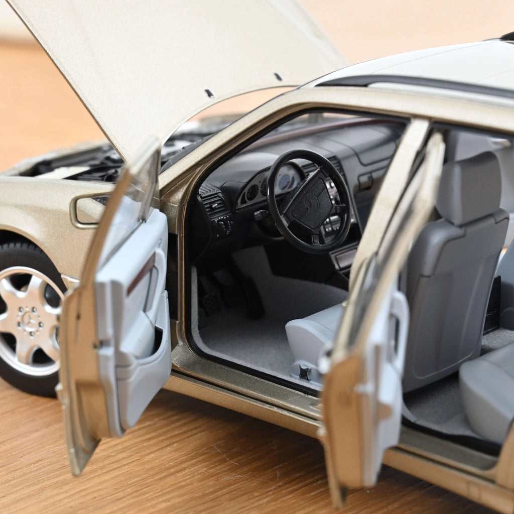 Mercedes-Benz C-Class T-Model 1997 Smoke silver 1:18