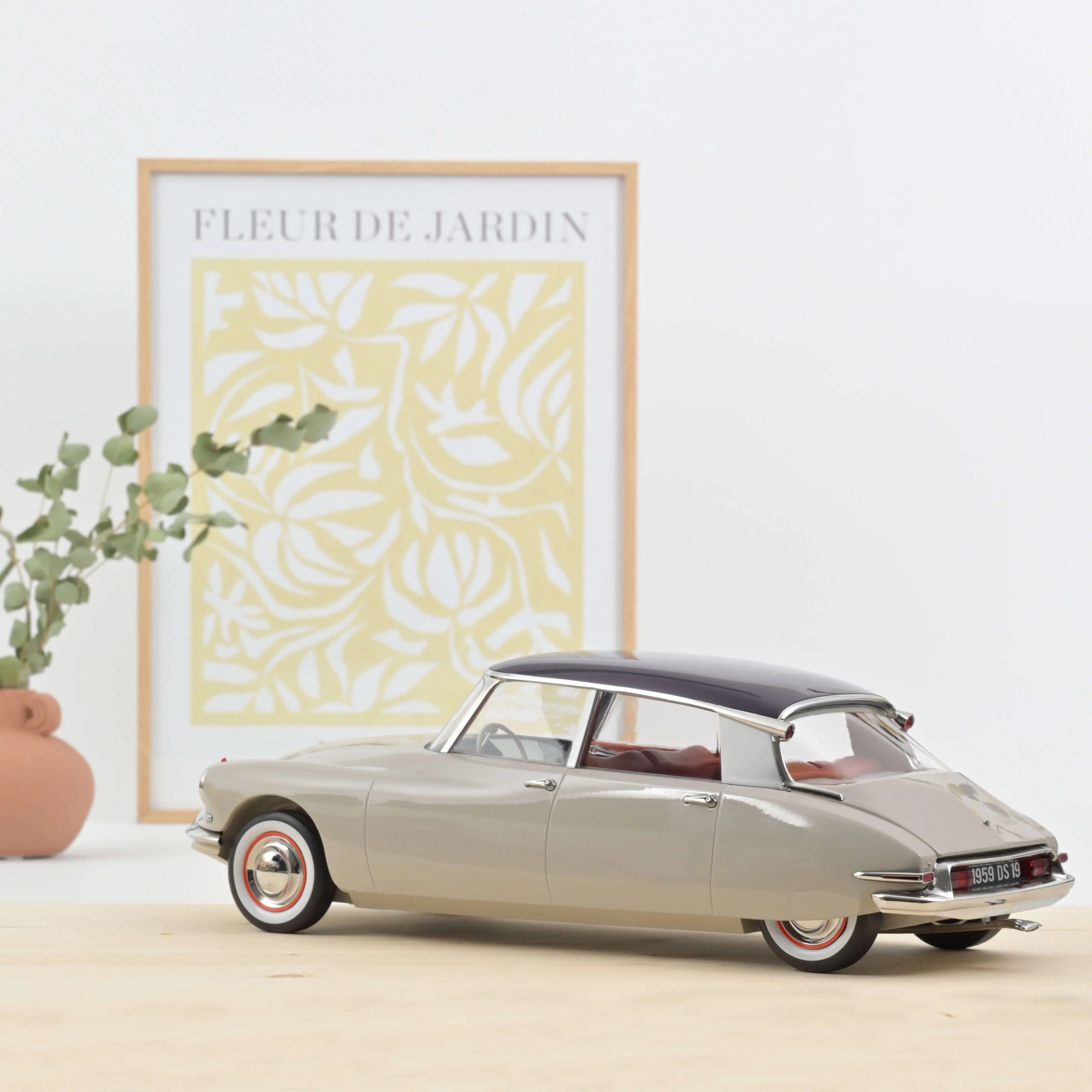 Citroën DS 19 1959 Grey Rosé and Aubergine 1:12