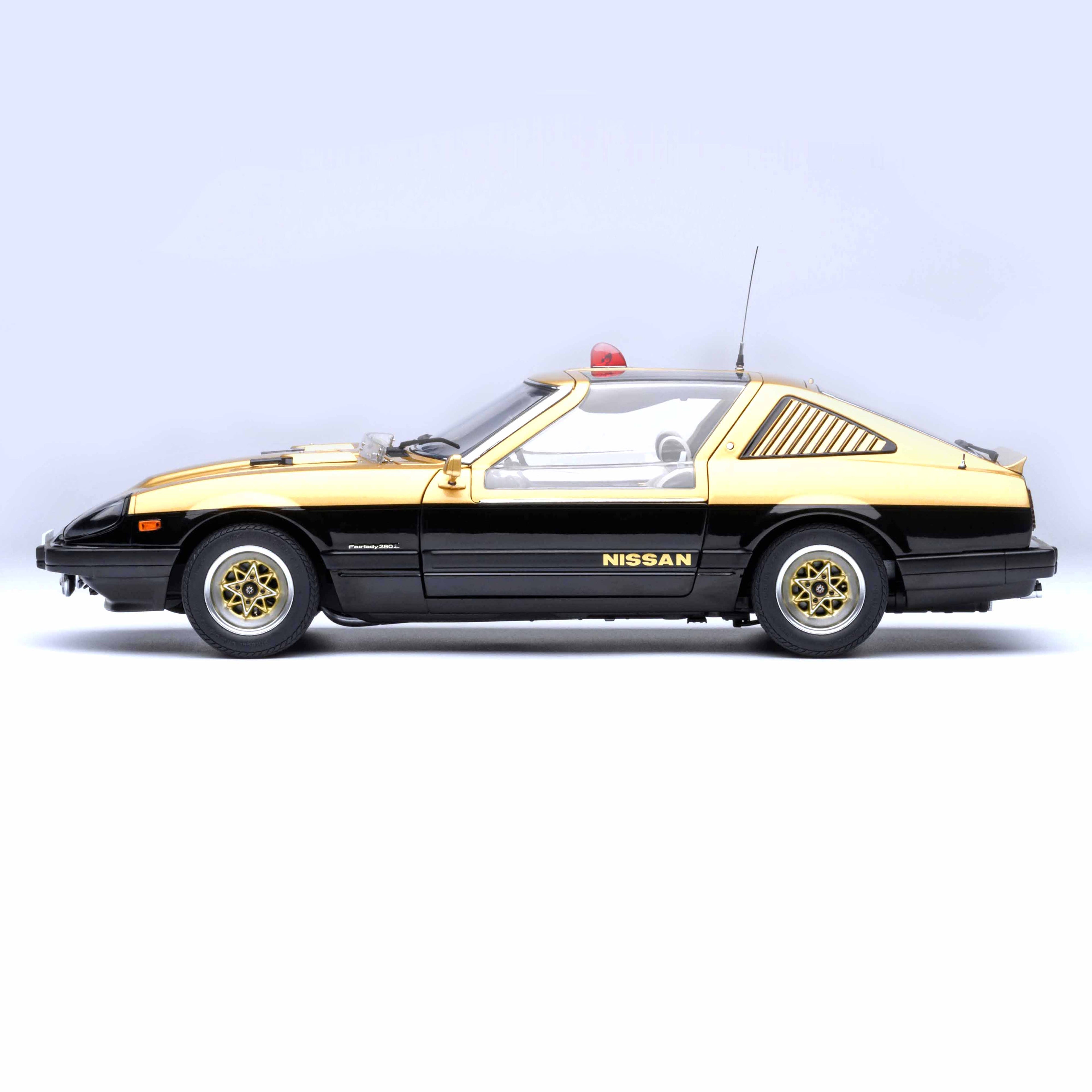 Nissan Fairlady Z (S130) Seibu-Keisatsu Super Z 1:18