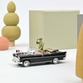 Simca V8 Chambord Présidentielle 1960 avec figurine 1:43