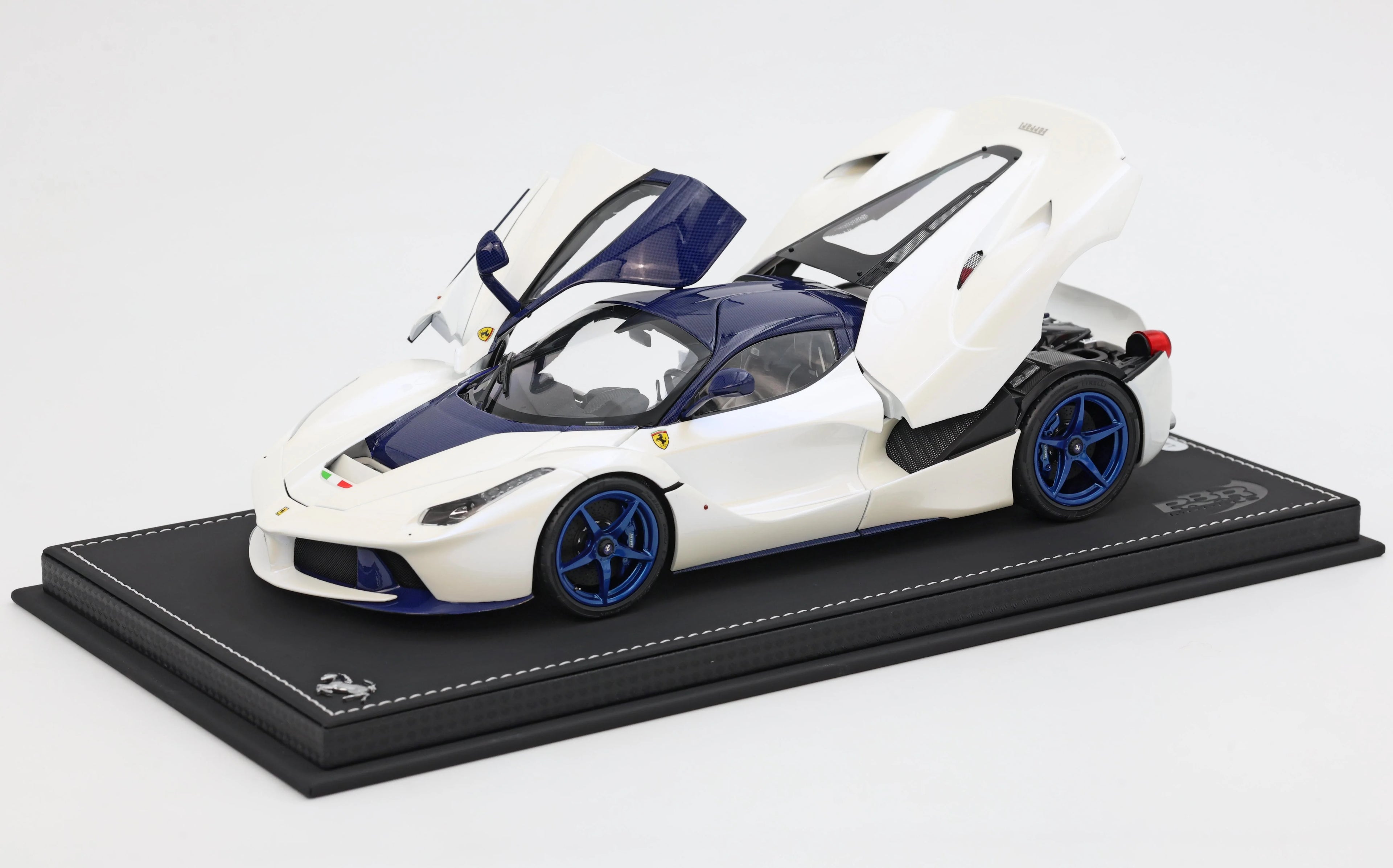 Pre-order BBR Ferrari LaFerrari White Birdcage, Carbon blue Fully Open Diecast - Limited 155 pcs