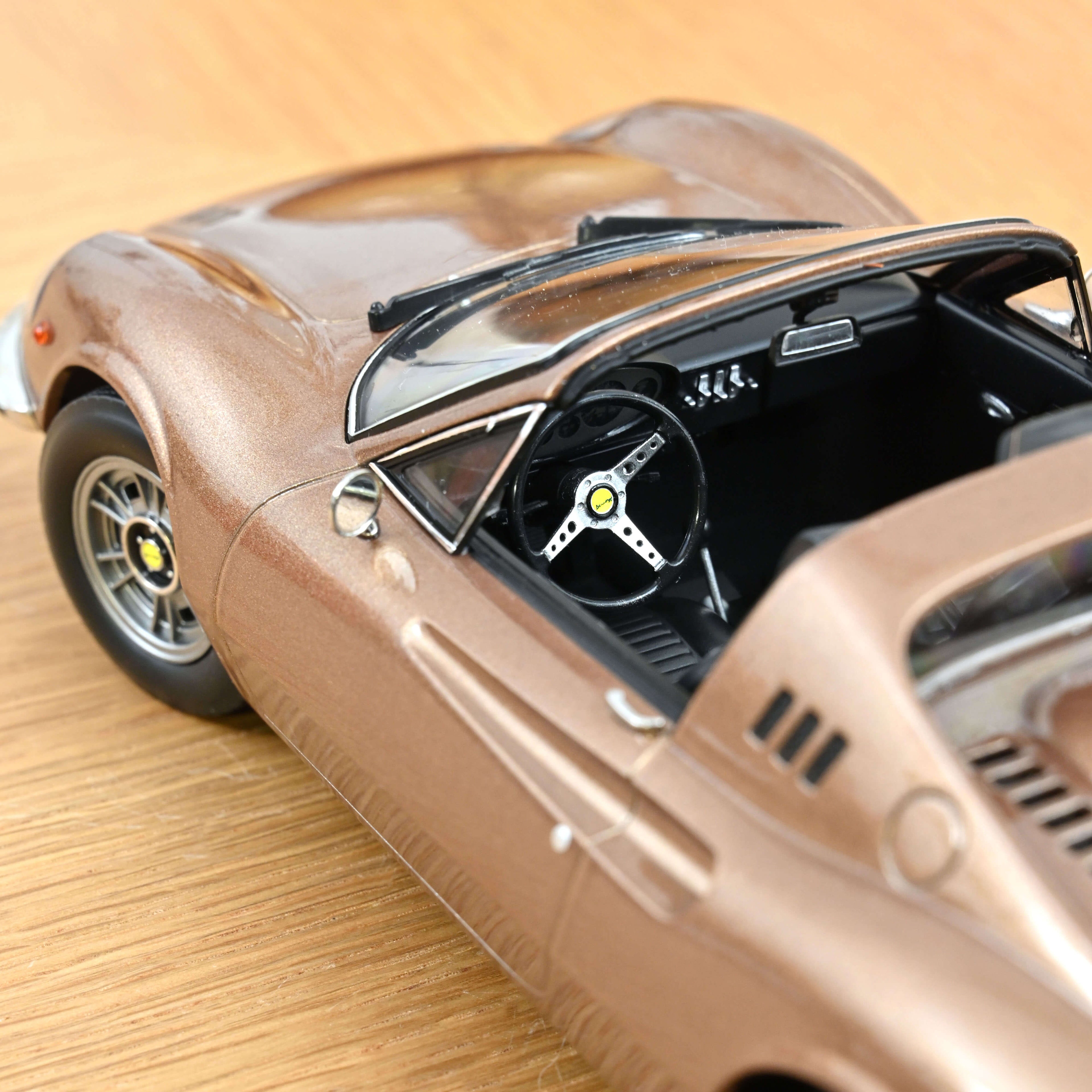 Dino 246 GTS 1970 Nocciola Metallizzato 1:18 - 200pcs