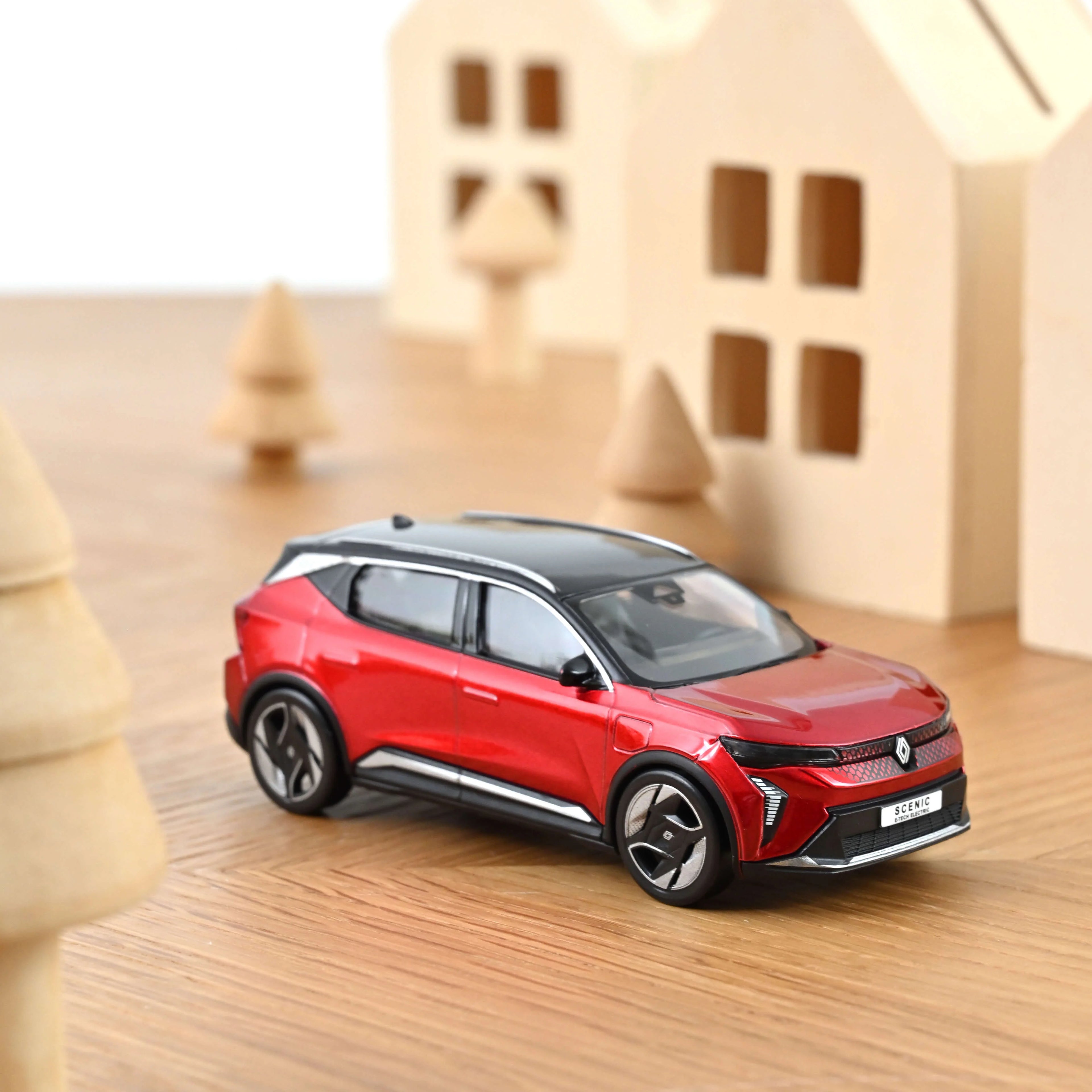 Renault Scenic E-Tech 100% Électrique 2024 Rouge Flamme et Noir 1:43