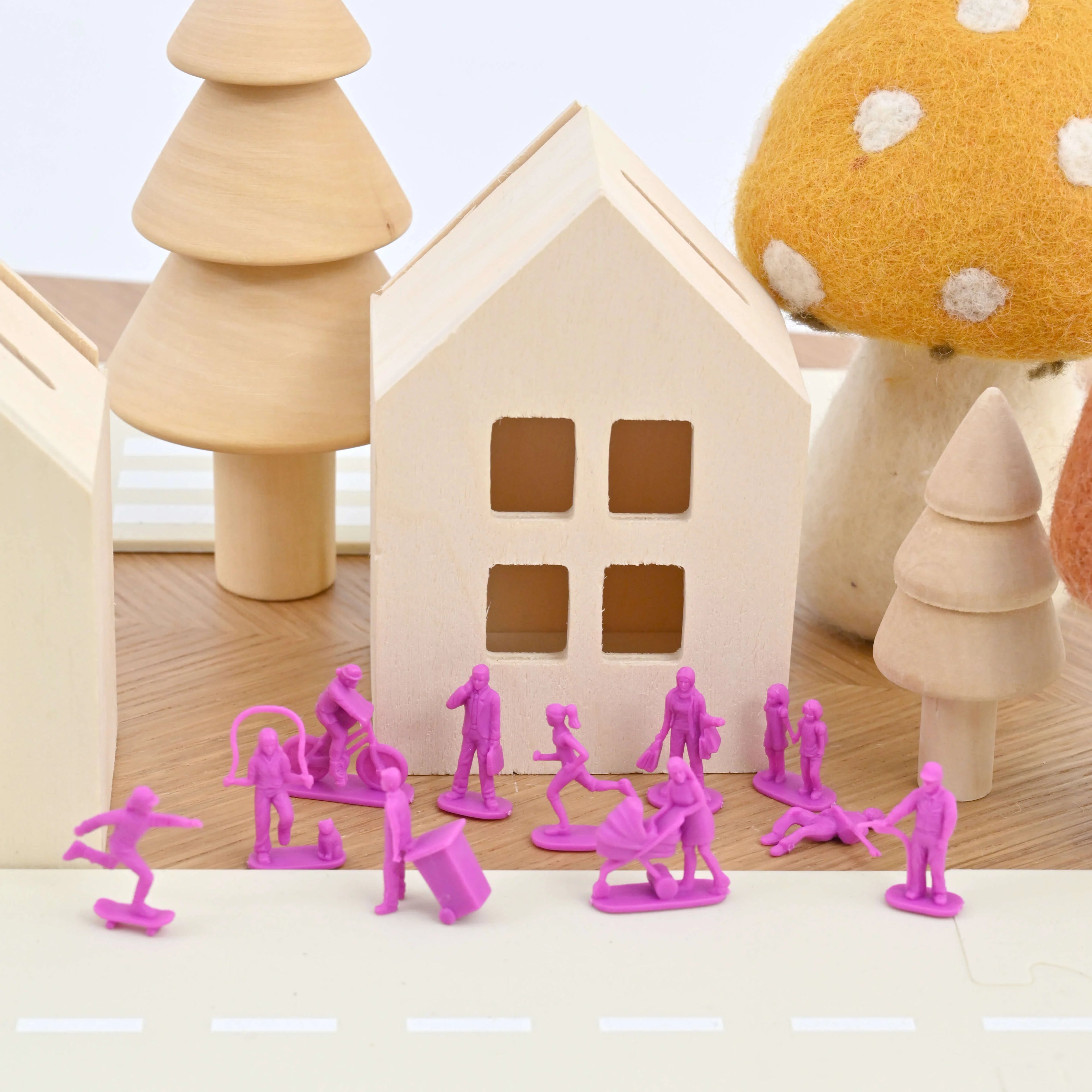 Firefighter and City Figures 1:64 (36pcs)