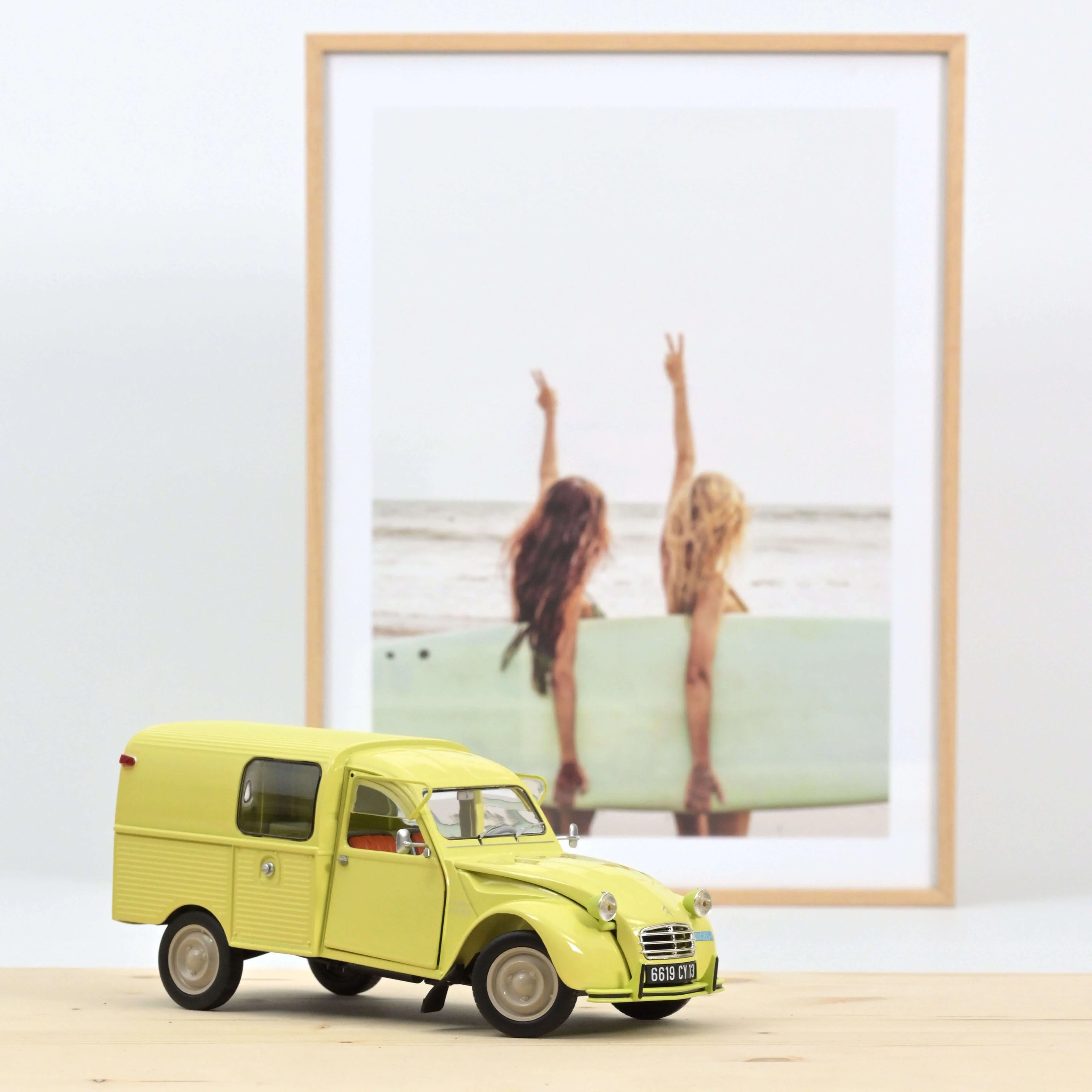 Citroën 2CV Fourgonnette AK350 1966 Pastis Yellow 1:18