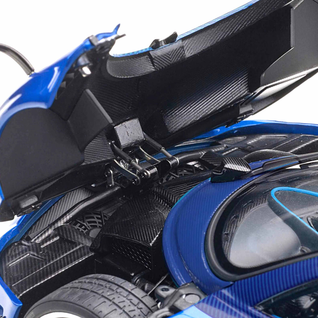 Pagani Huayra BC 2016 Carbone bleu/Carbone 1:18