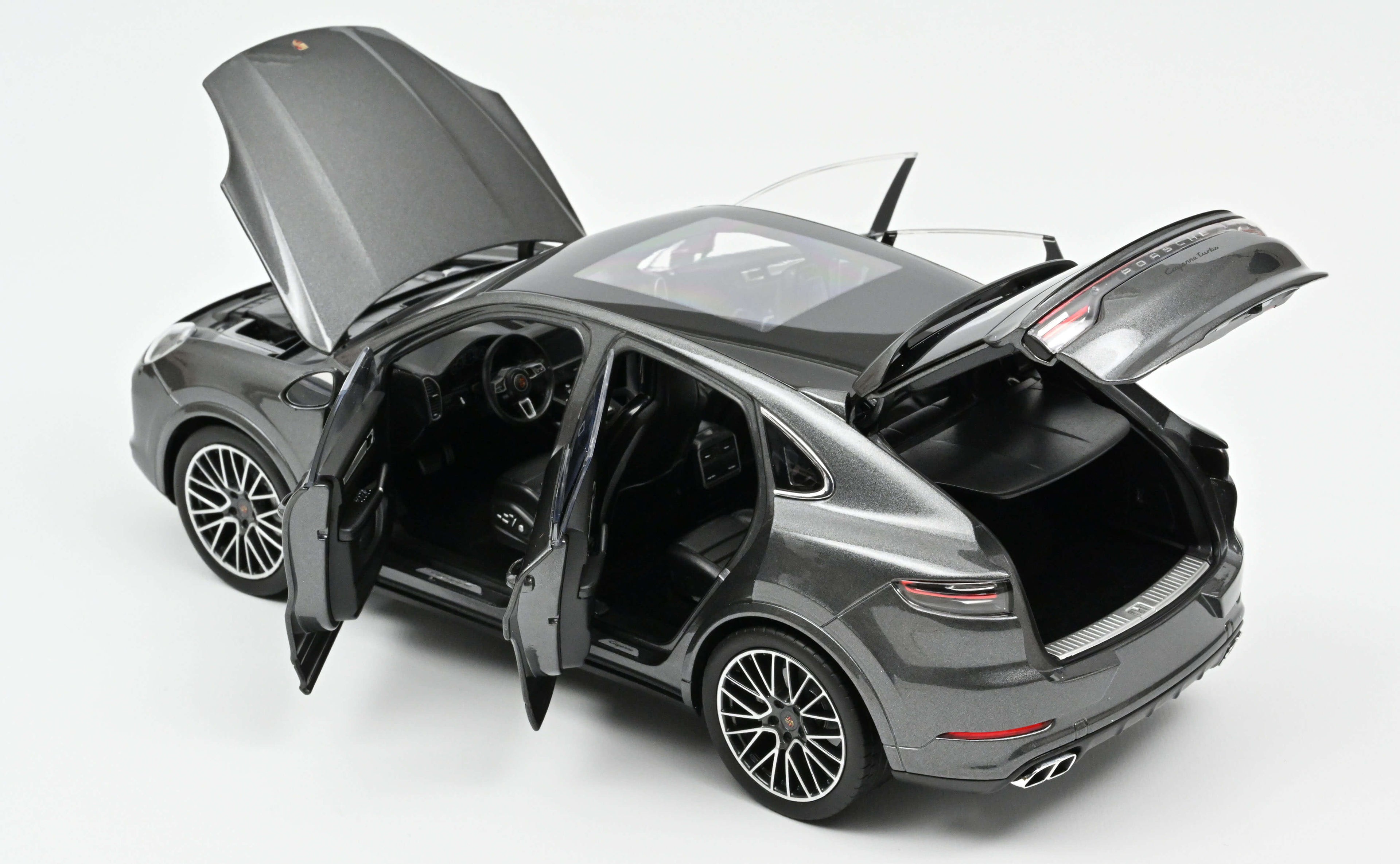 Porsche Cayenne Coupe turbo 2019 Dark Grey metallic 1:18