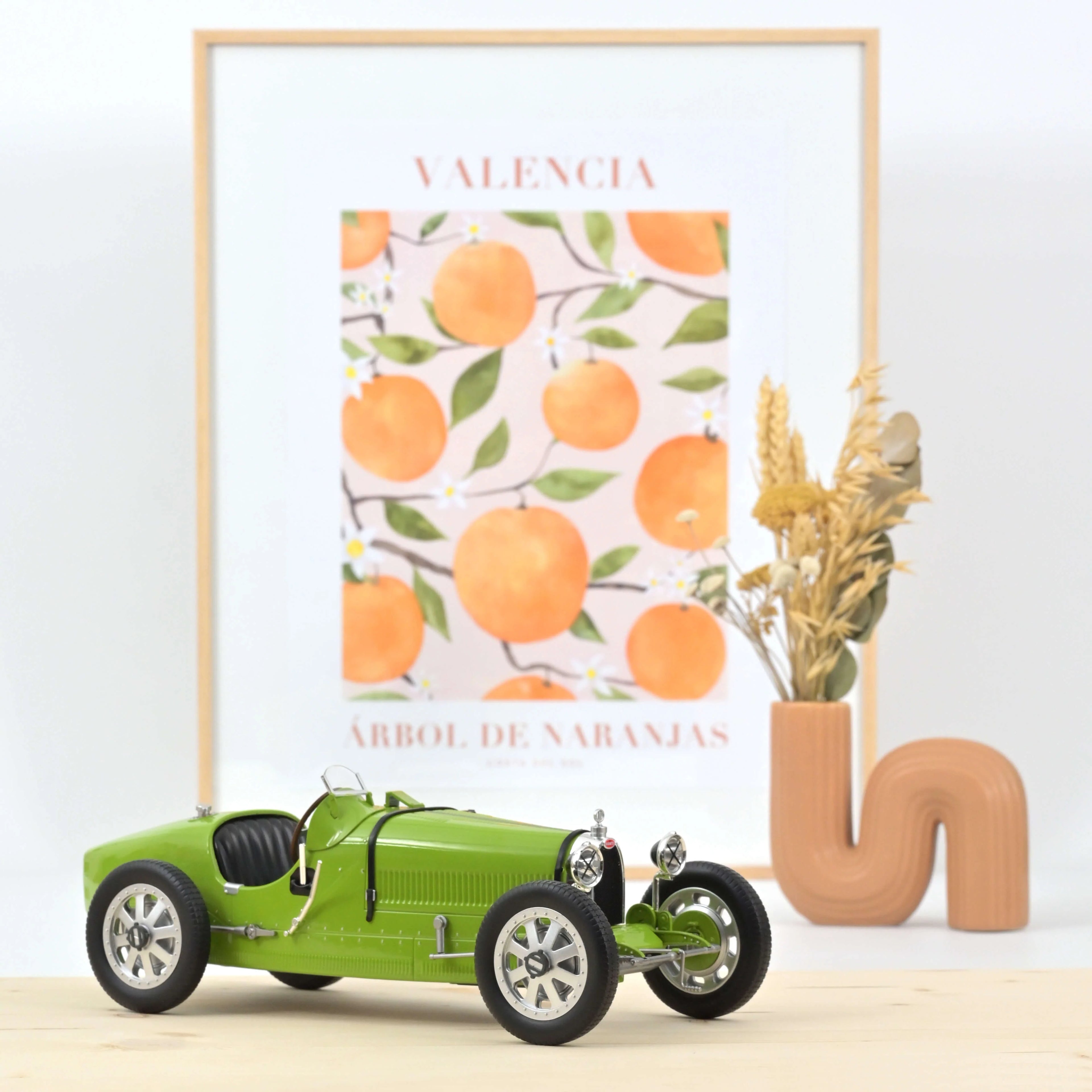 Bugatti T35 1925 Olive Green 1:12 - 100pcs