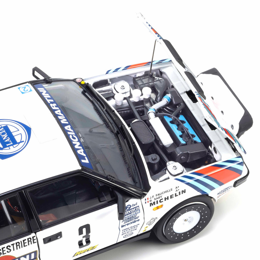 Lancia Delta HF 4WD 1988 Rallye Monte-Carlo LANCIA MARTINI N°3 1/18