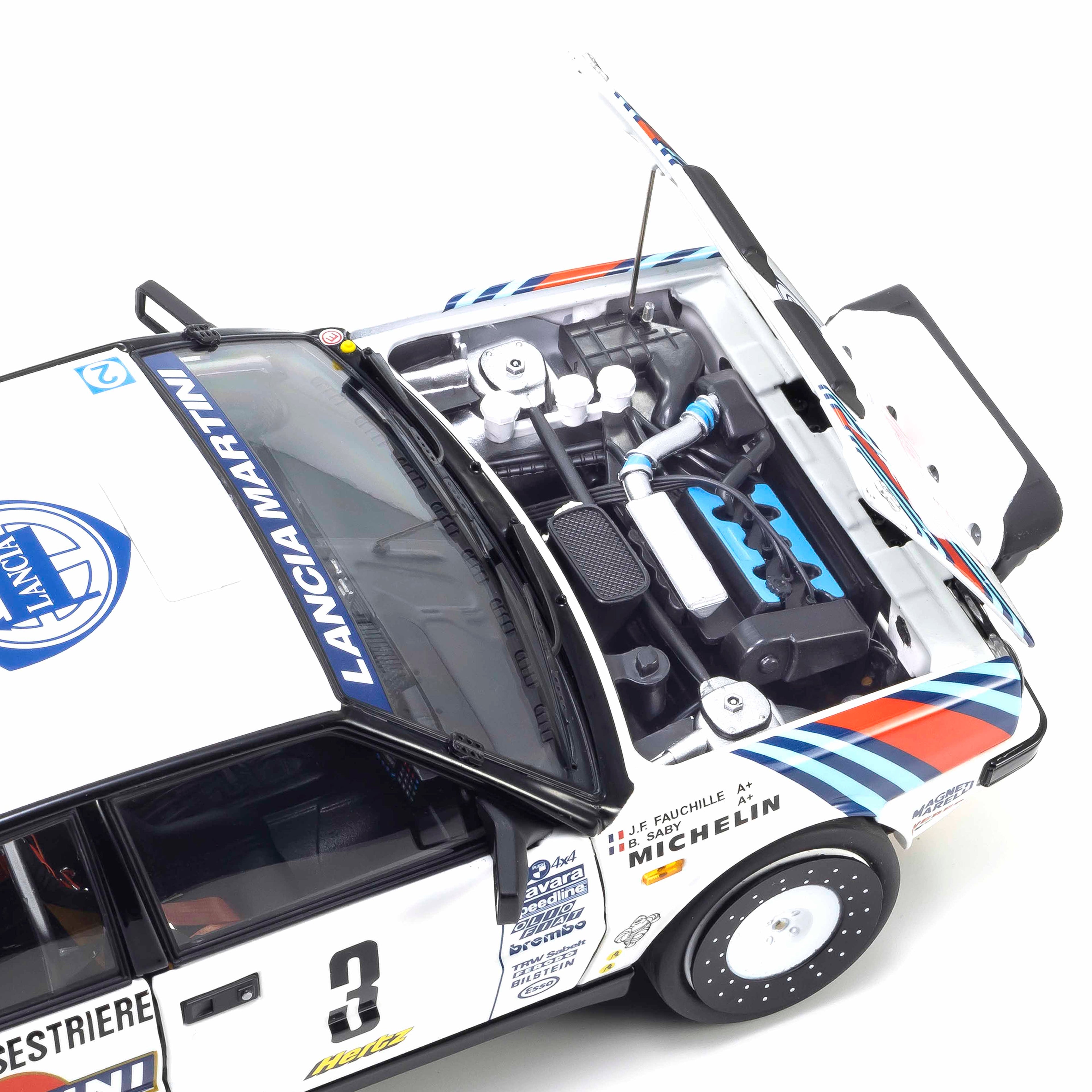 Lancia Delta HF 4WD 1988 Rallye Monte-Carlo LANCIA MARTINI N°3 1/18