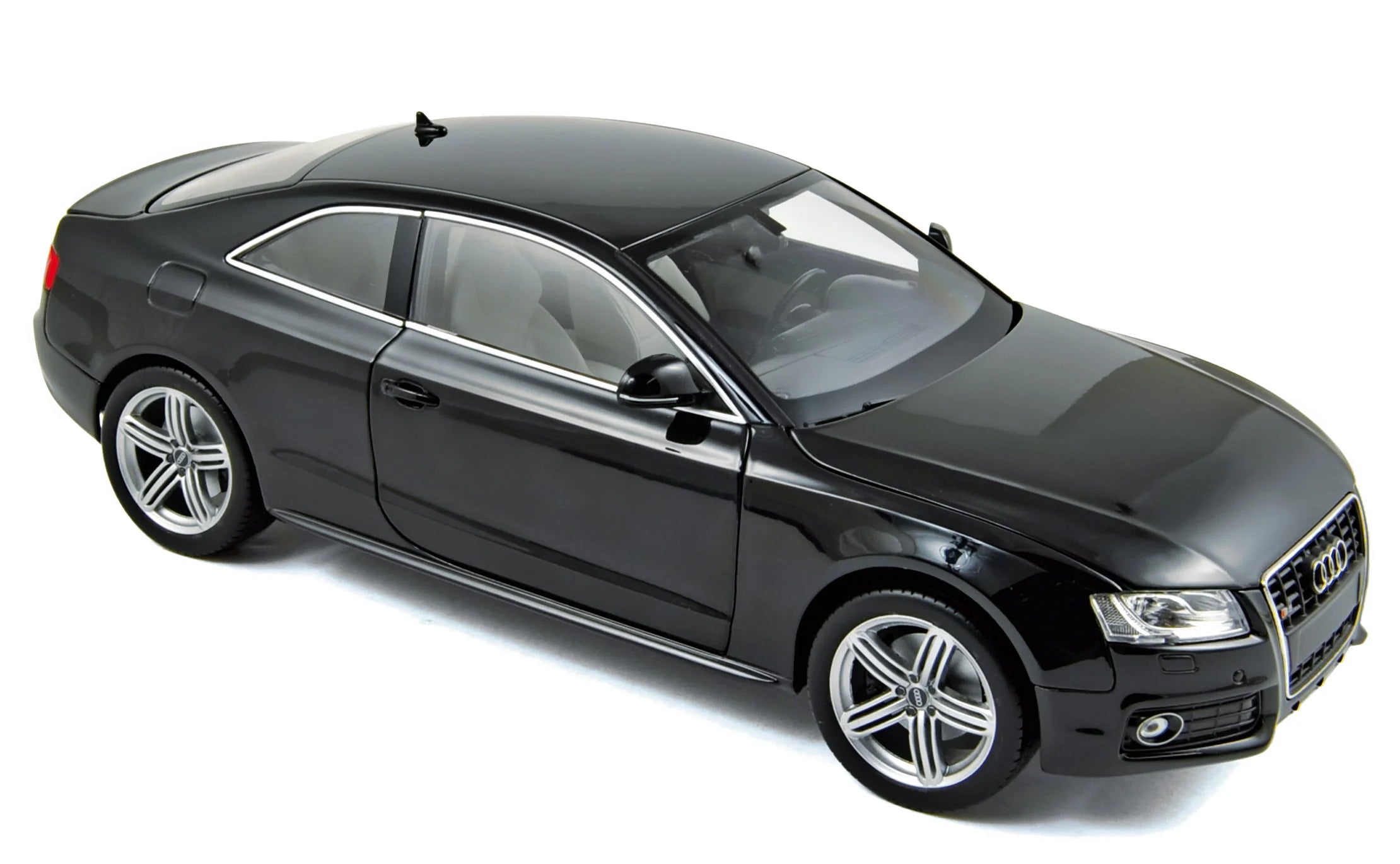 Audi S5 coupe 2009 Phantom black 1:18
