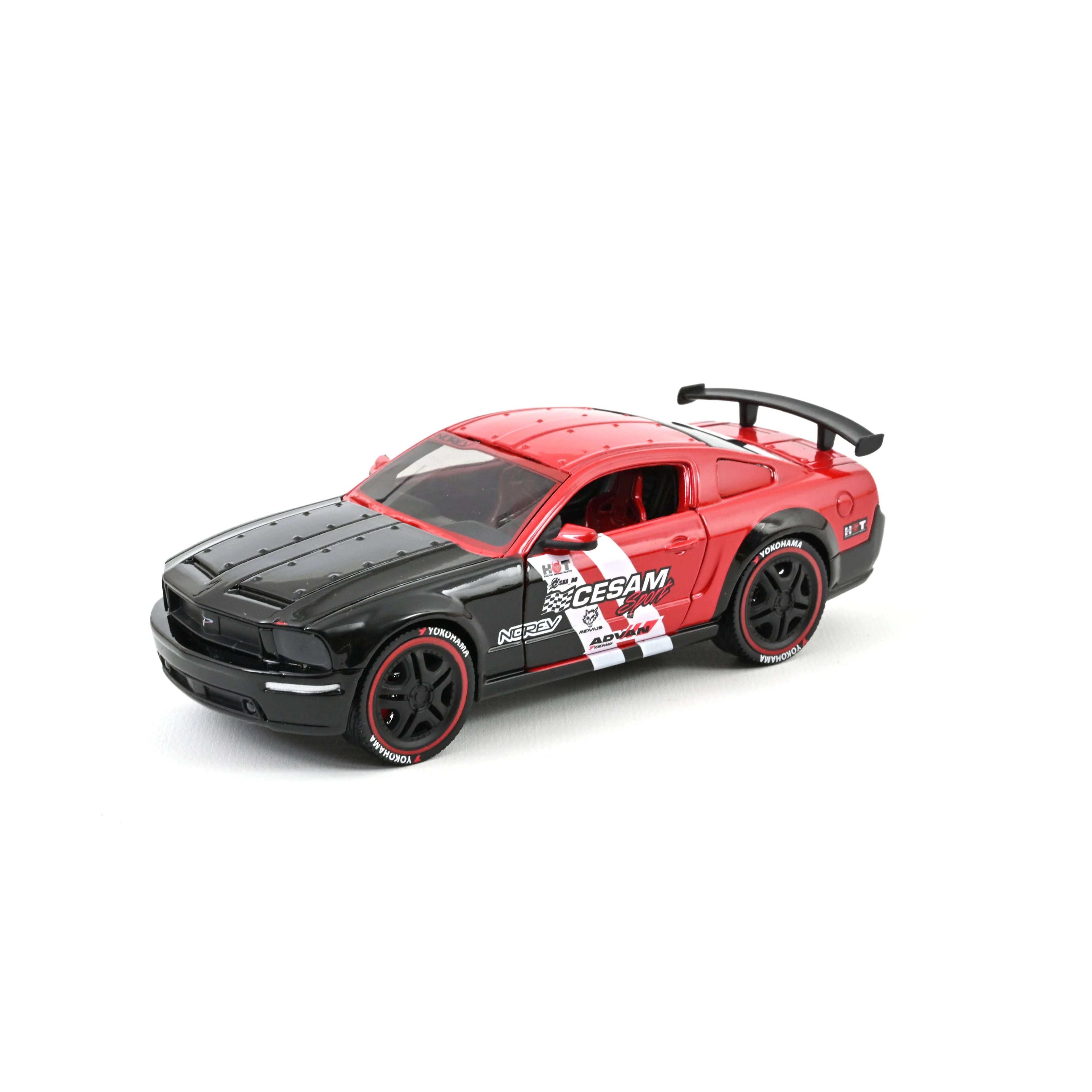 Coffret Street Racer 2 voitures + 1 gratuite 1:32
