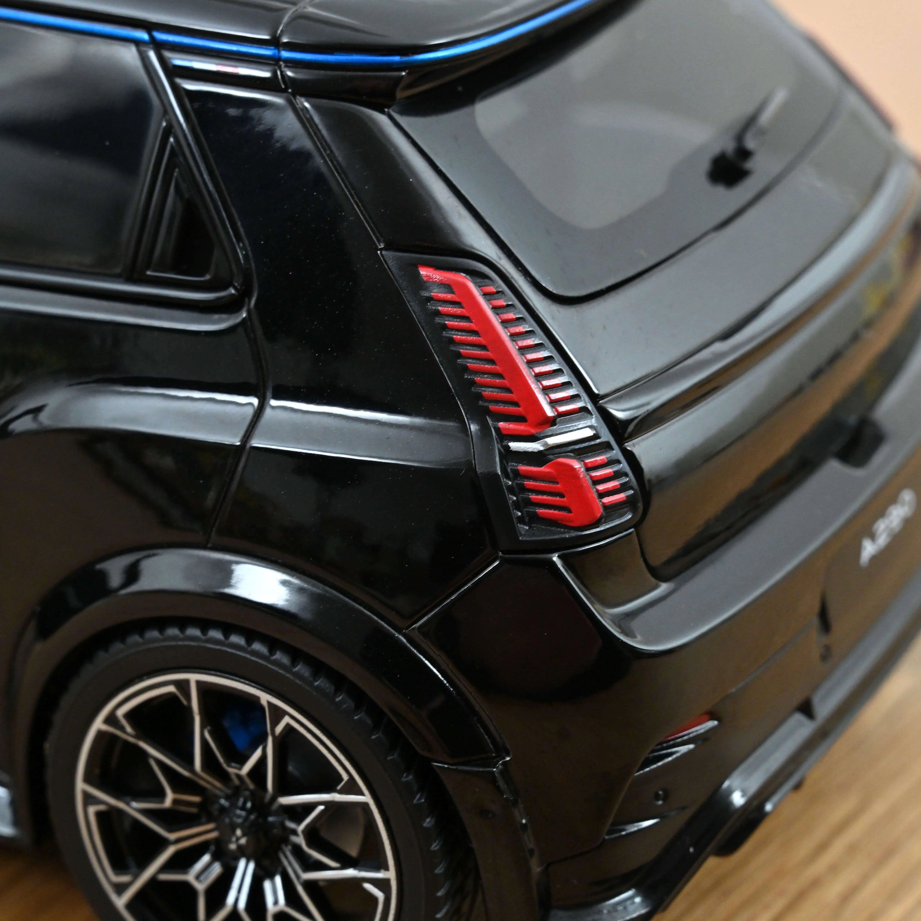 Alpine A290 GTS 2025 Deep Black 1:18 - 300pcs